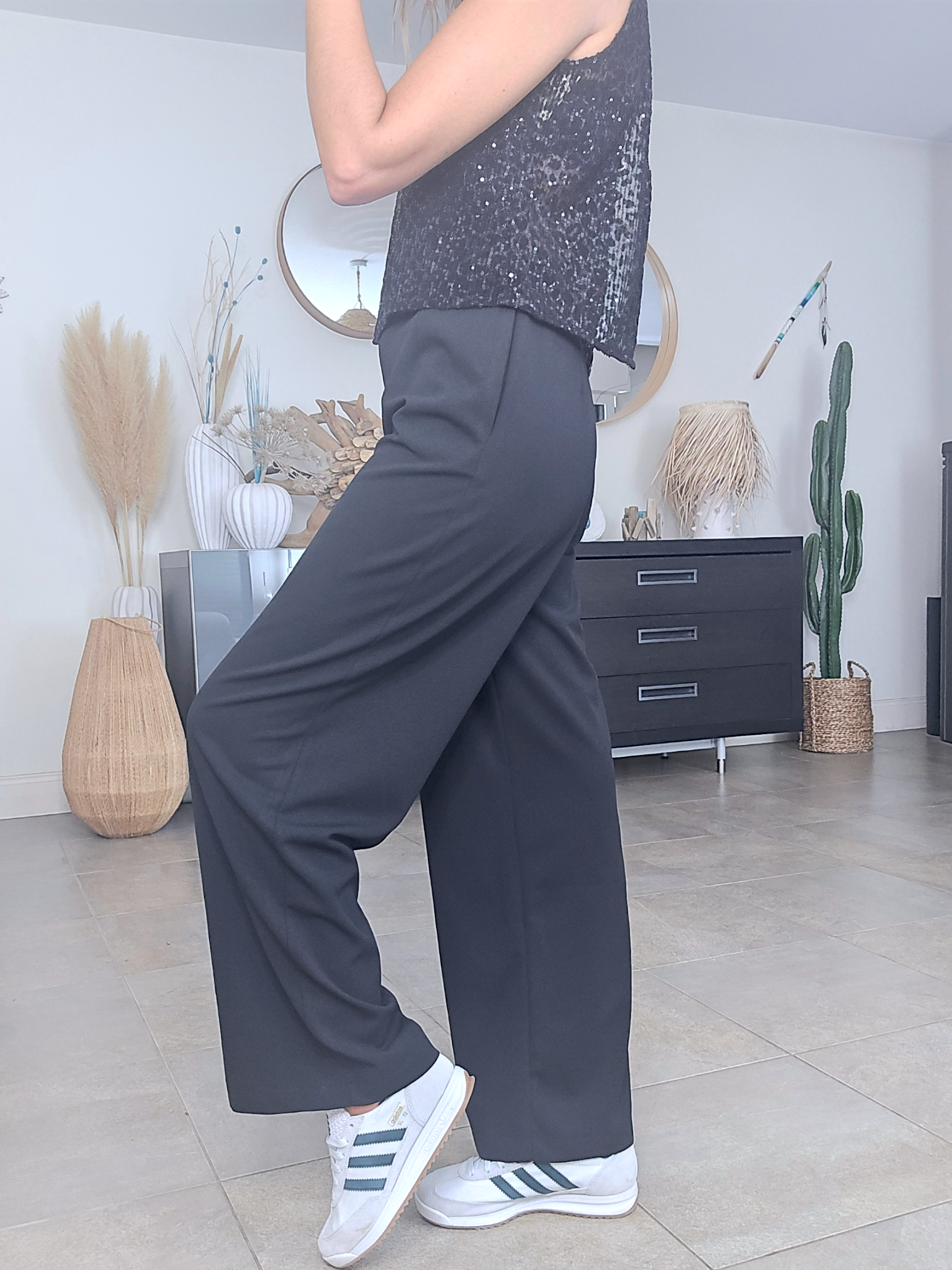 Combinaison noire dos ouvert Made in France - 𝐌𝐚𝐫𝐢𝐧𝐚𝟒𝟒𝐟𝐚𝐦𝐢𝐥𝐲