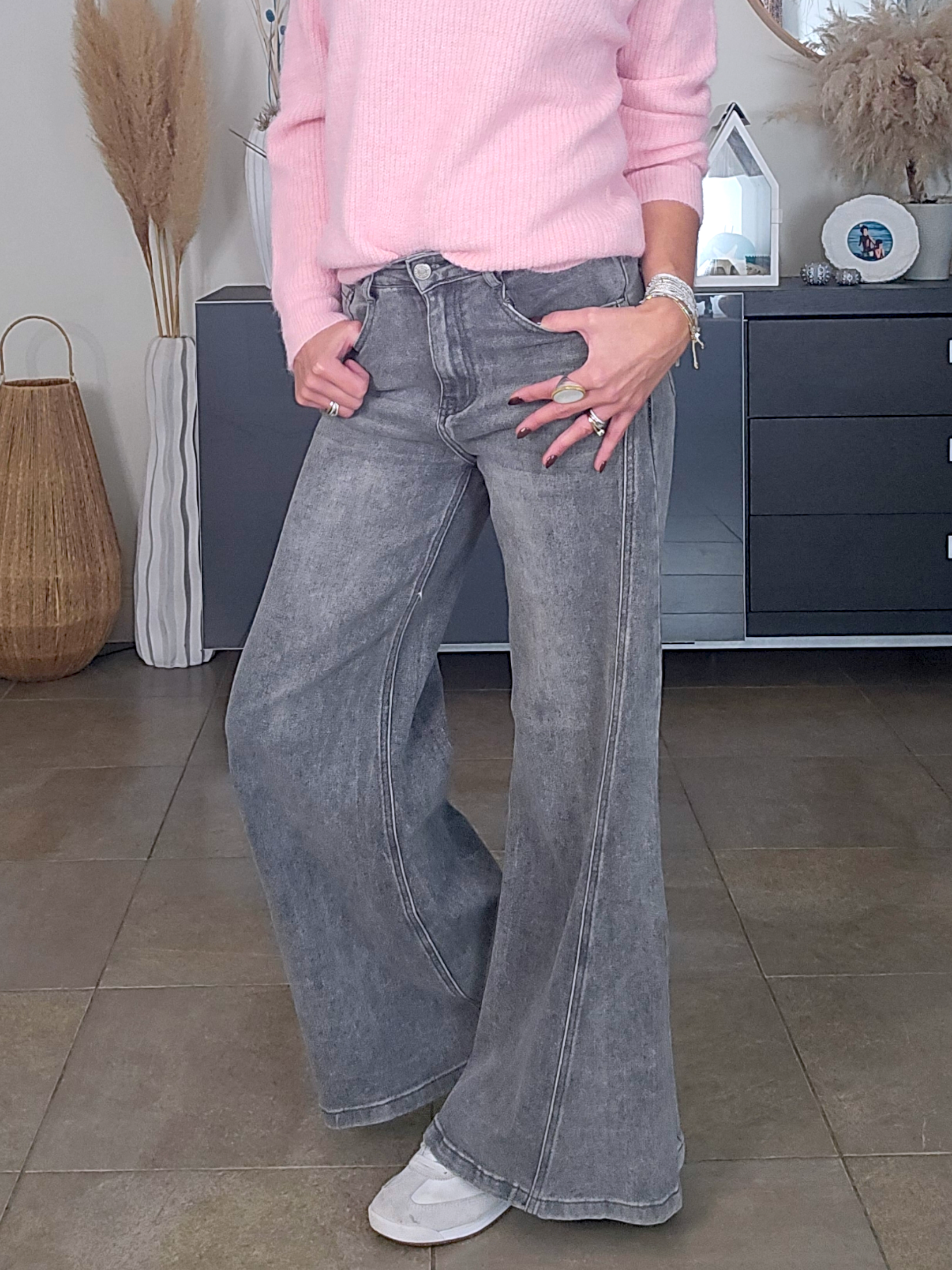 Jean bootcut gris delavé - 𝐌𝐚𝐫𝐢𝐧𝐚𝟒𝟒𝐟𝐚𝐦𝐢𝐥𝐲