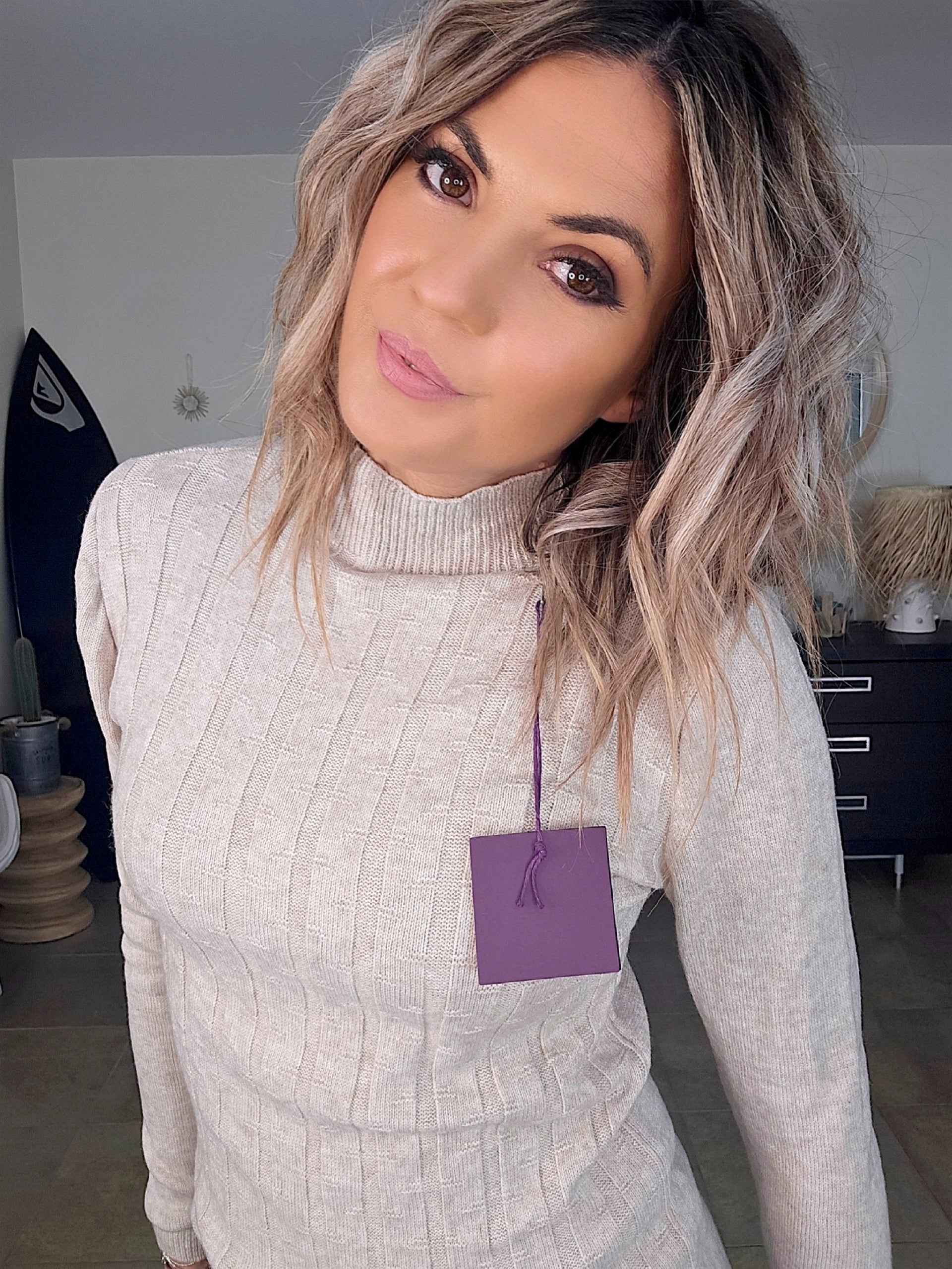 Pull beige à col roulé - 𝐌𝐚𝐫𝐢𝐧𝐚𝟒𝟒𝐟𝐚𝐦𝐢𝐥𝐲