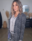 Veste léopard noire, blanche et grise - 𝐌𝐚𝐫𝐢𝐧𝐚𝟒𝟒𝐟𝐚𝐦𝐢𝐥𝐲