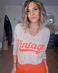 Pull beige vintage orange fluo - 𝐌𝐚𝐫𝐢𝐧𝐚𝟒𝟒𝐟𝐚𝐦𝐢𝐥𝐲