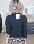Cardigan noir à boucle dorée - 𝐌𝐚𝐫𝐢𝐧𝐚𝟒𝟒𝐟𝐚𝐦𝐢𝐥𝐲