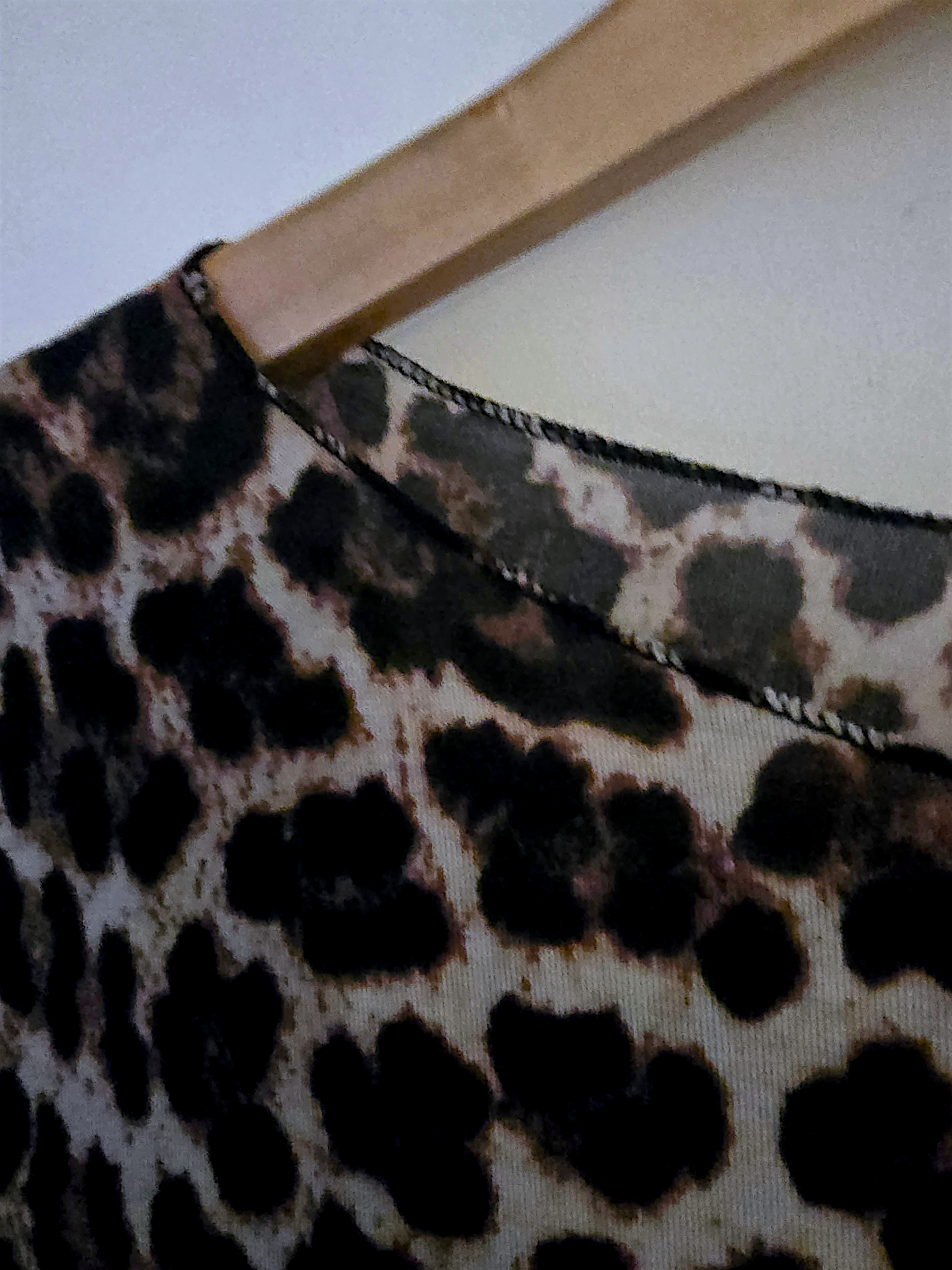 Sous-pull léopard cachemire - 𝐌𝐚𝐫𝐢𝐧𝐚𝟒𝟒𝐟𝐚𝐦𝐢𝐥𝐲
