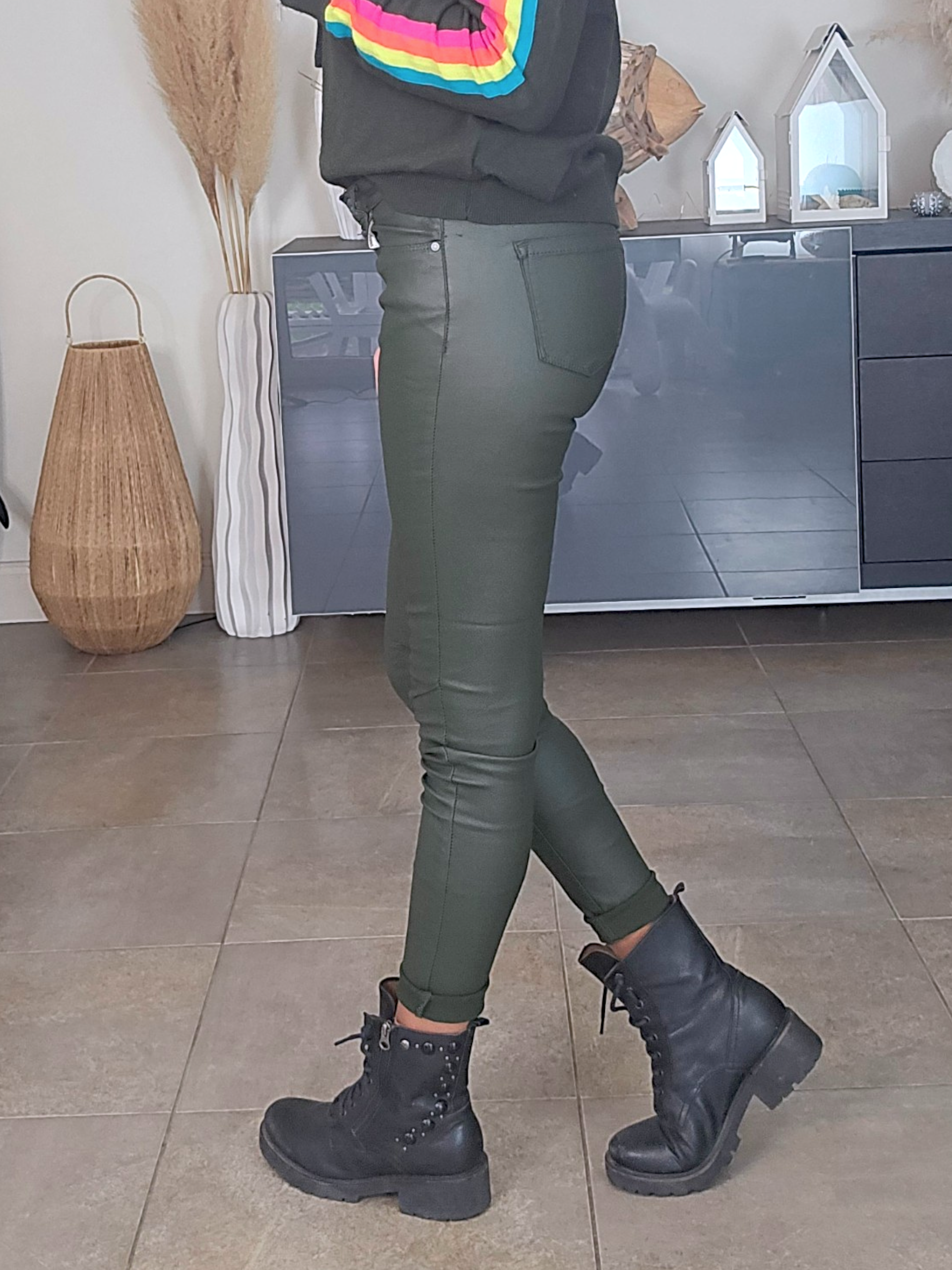 Pantalon slim huilé vert kaki - 𝐌𝐚𝐫𝐢𝐧𝐚𝟒𝟒𝐟𝐚𝐦𝐢𝐥𝐲