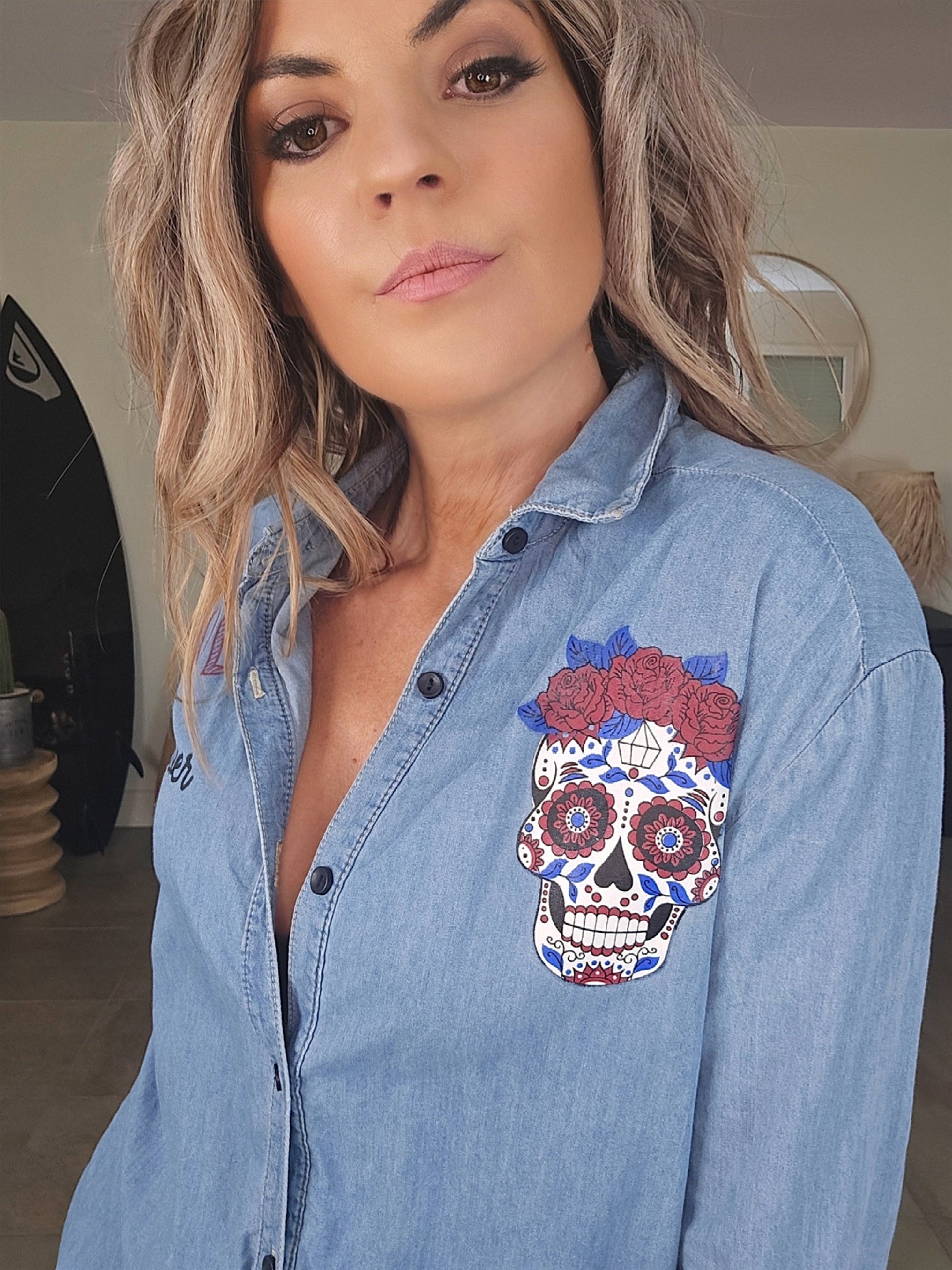 Chemise longue bleue avec inscriptions - 𝐌𝐚𝐫𝐢𝐧𝐚𝟒𝟒𝐟𝐚𝐦𝐢𝐥𝐲