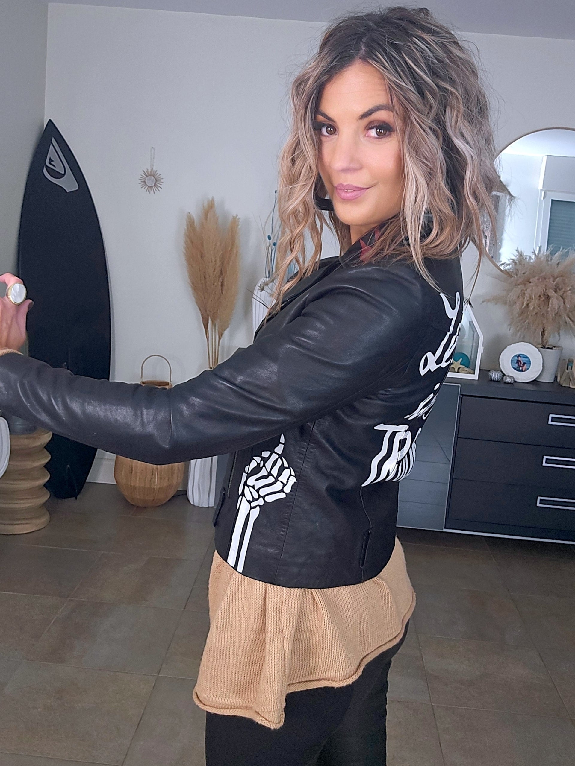 Perfecto noir 100% cuir à tags - 𝐌𝐚𝐫𝐢𝐧𝐚𝟒𝟒𝐟𝐚𝐦𝐢𝐥𝐲