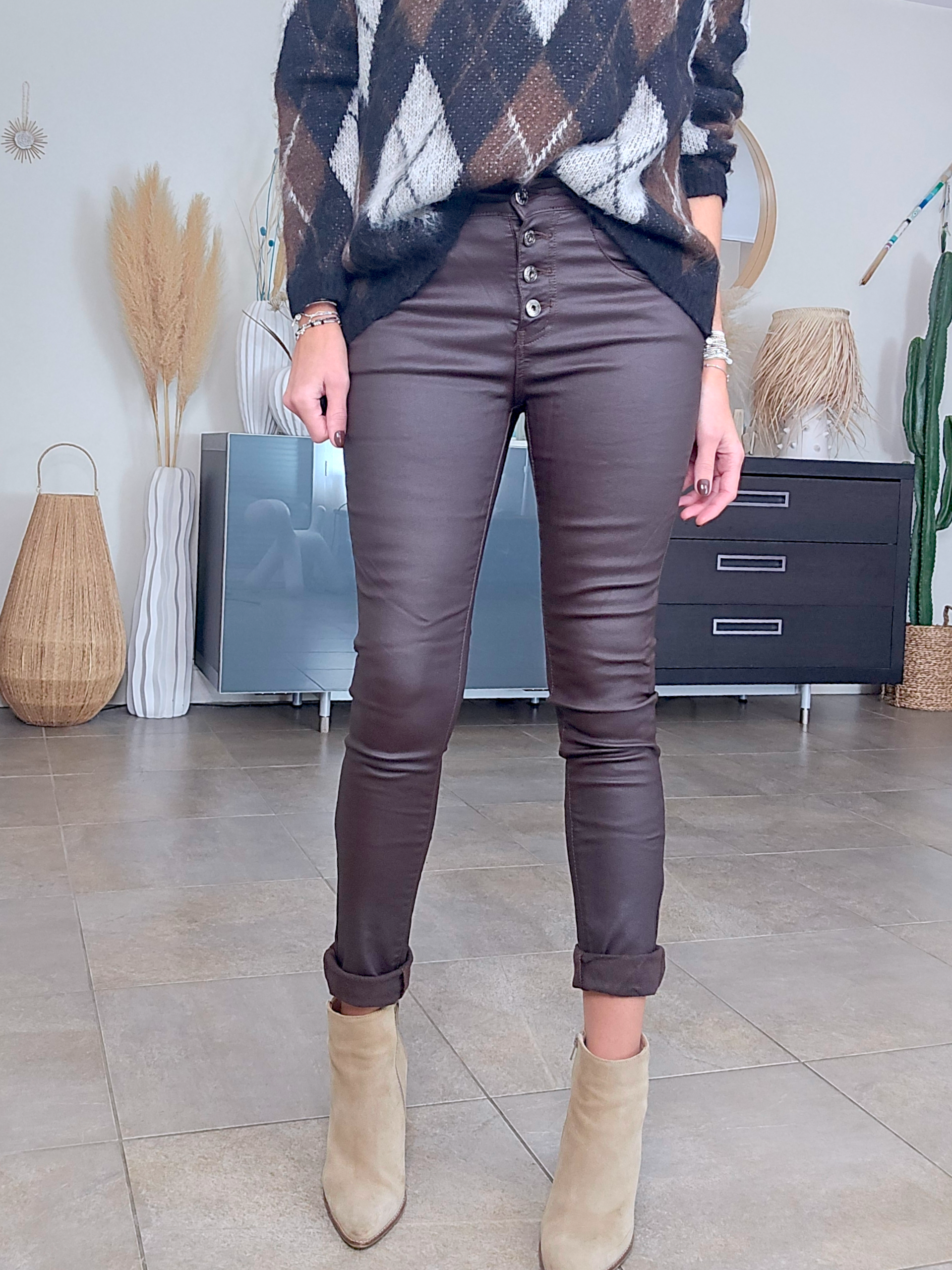 Pantalon slim huilé marron-prune - 𝐌𝐚𝐫𝐢𝐧𝐚𝟒𝟒𝐟𝐚𝐦𝐢𝐥𝐲