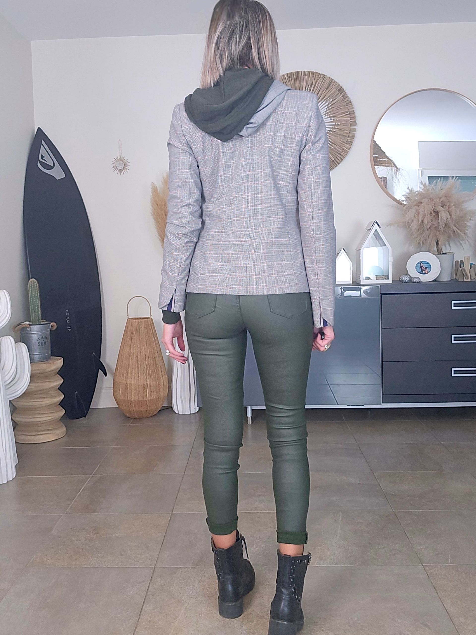 Pantalon slim huilé vert kaki - 𝐌𝐚𝐫𝐢𝐧𝐚𝟒𝟒𝐟𝐚𝐦𝐢𝐥𝐲
