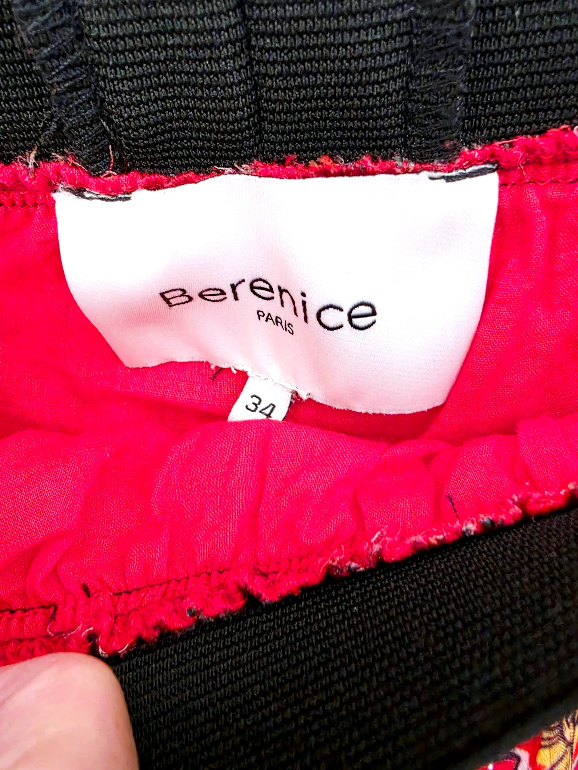 Jupe longue rouge à imprimé fleuri - 𝐌𝐚𝐫𝐢𝐧𝐚𝟒𝟒𝐟𝐚𝐦𝐢𝐥𝐲