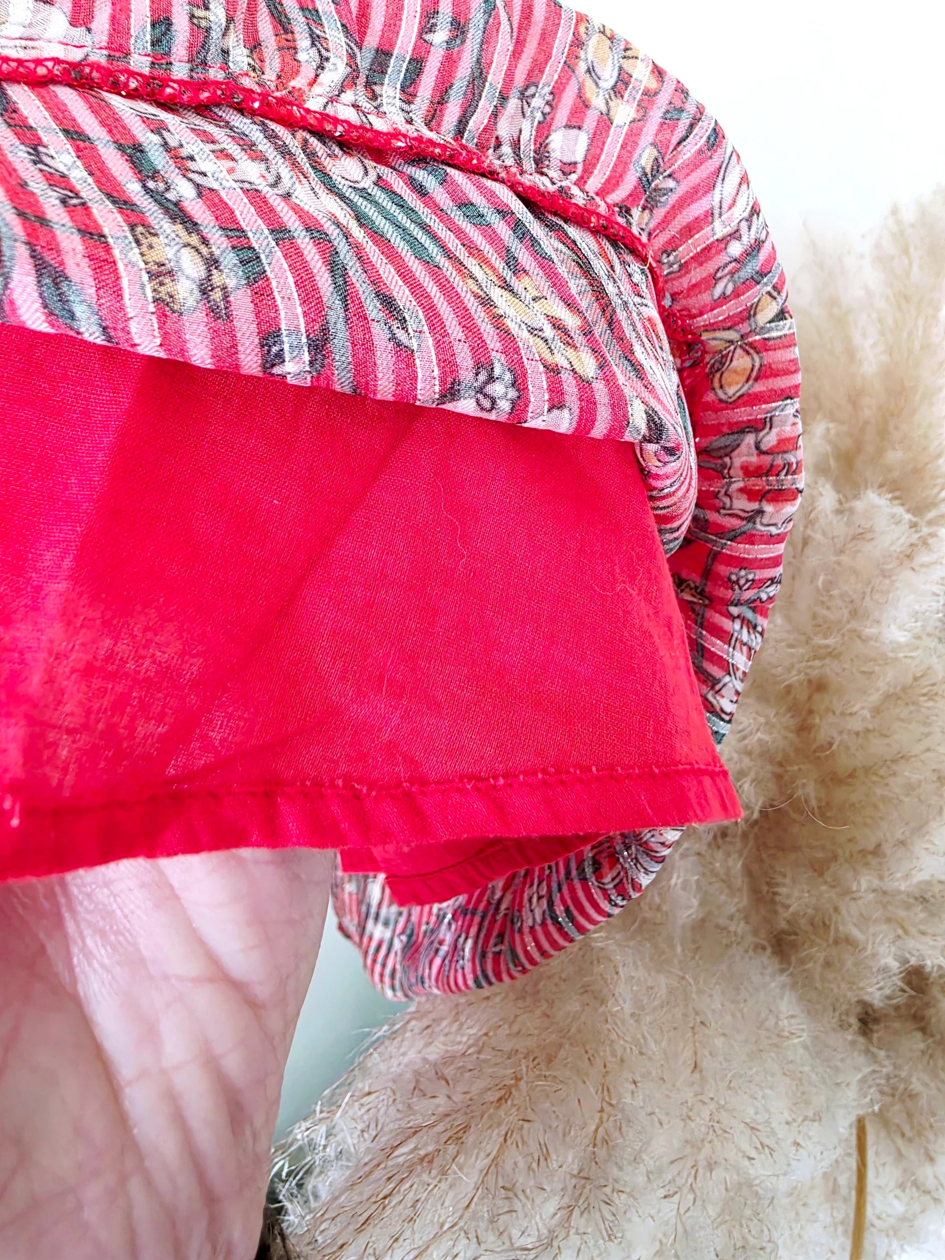 Jupe longue rouge à imprimé fleuri - 𝐌𝐚𝐫𝐢𝐧𝐚𝟒𝟒𝐟𝐚𝐦𝐢𝐥𝐲