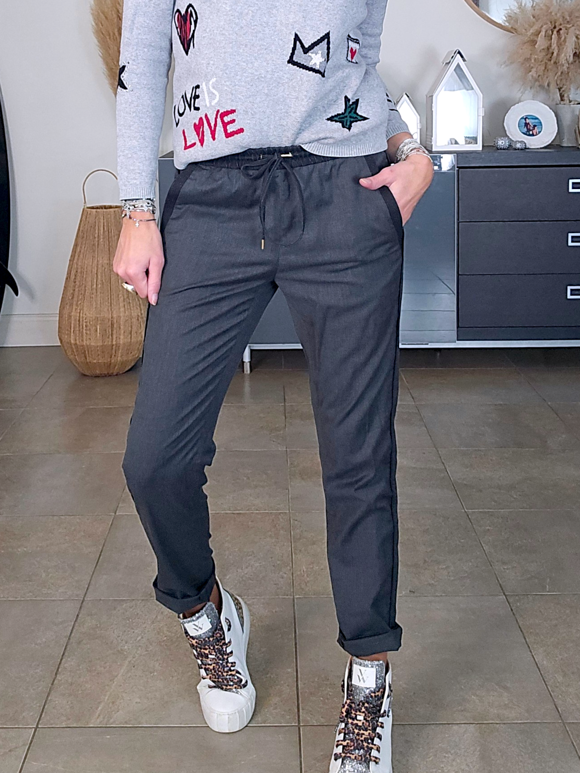 Pantalon jeeging gris anthracite - 𝐌𝐚𝐫𝐢𝐧𝐚𝟒𝟒𝐟𝐚𝐦𝐢𝐥𝐲