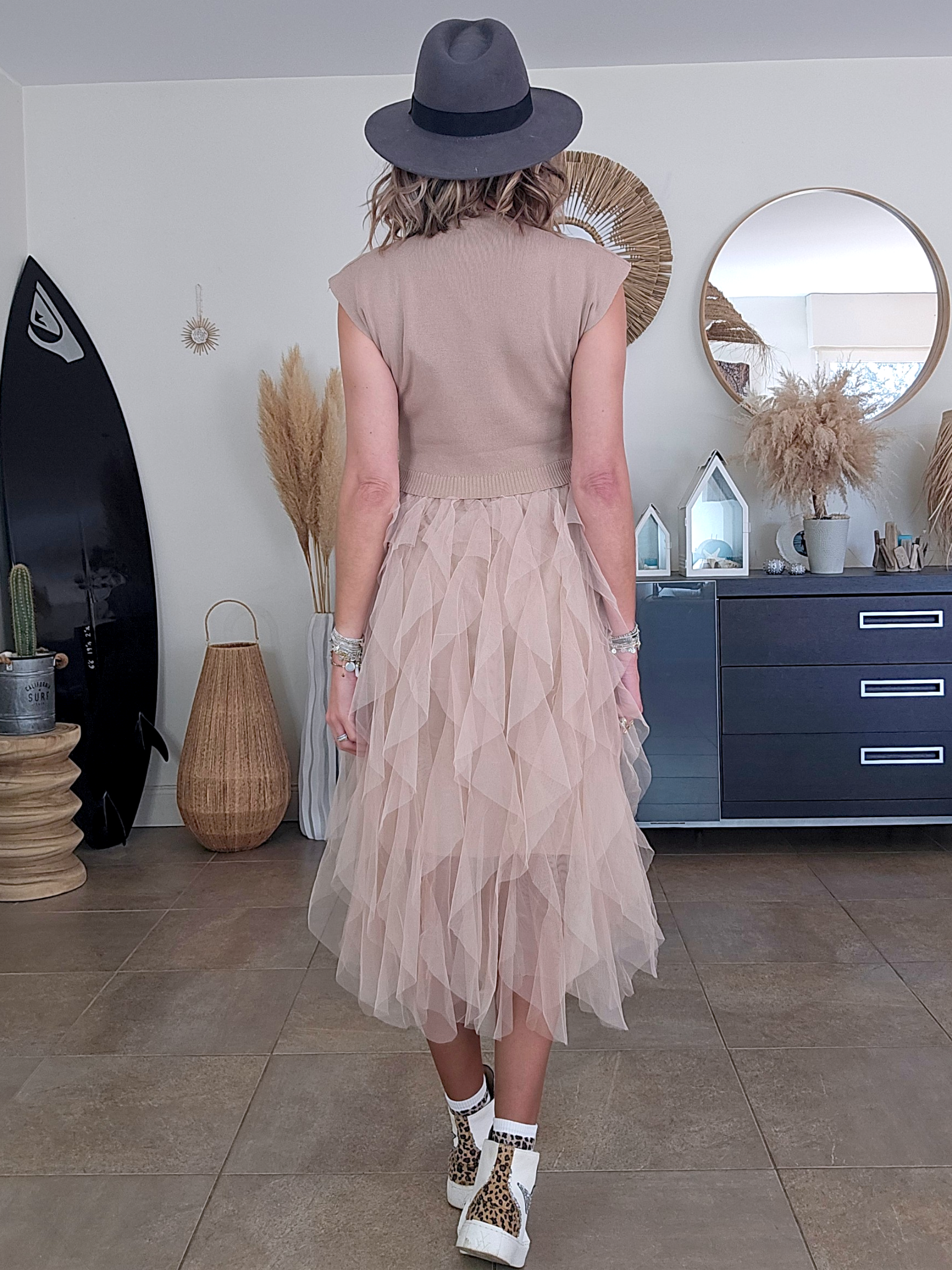 Robe princesse beige - 𝐌𝐚𝐫𝐢𝐧𝐚𝟒𝟒𝐟𝐚𝐦𝐢𝐥𝐲