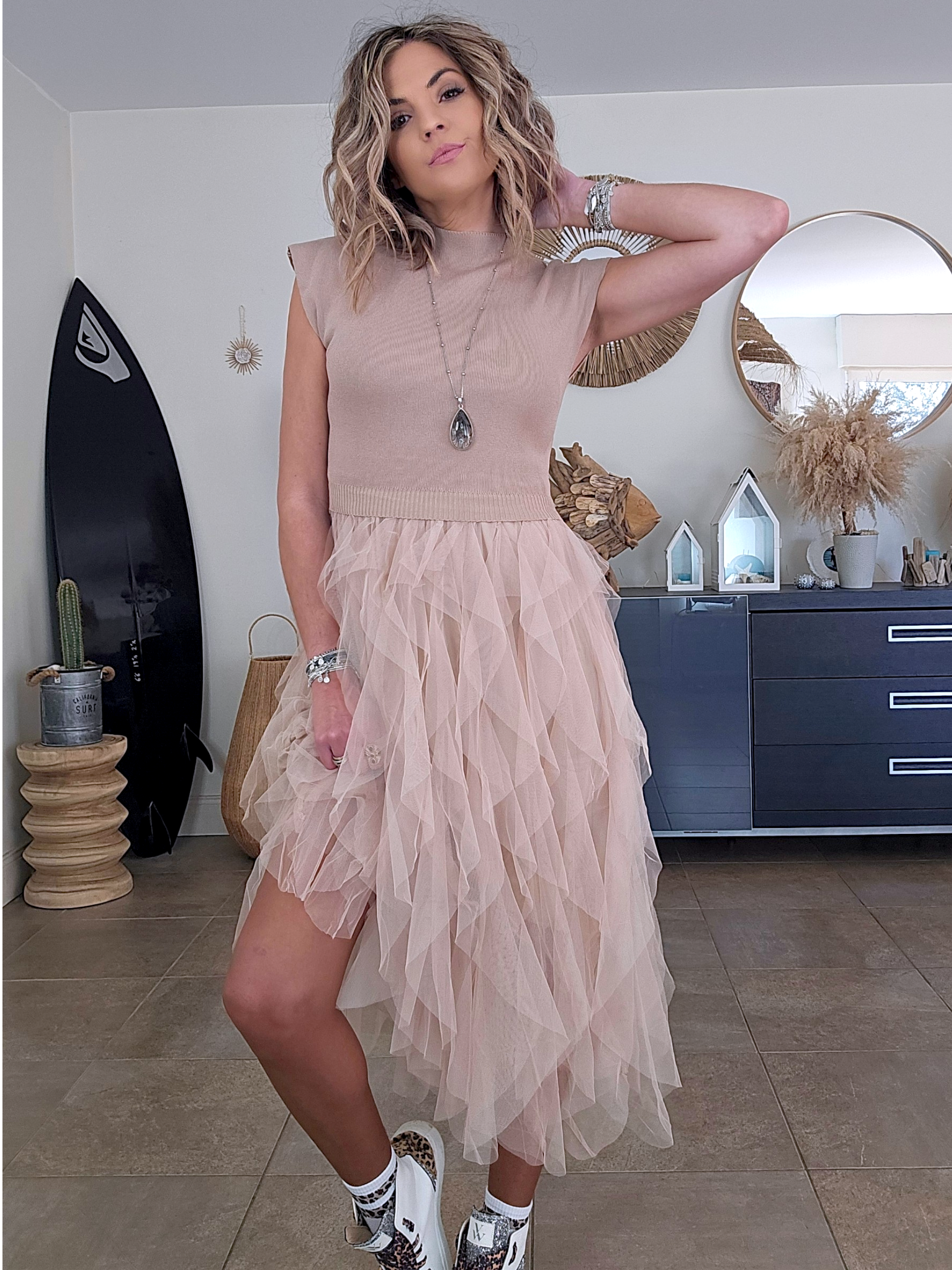 Robe princesse beige - 𝐌𝐚𝐫𝐢𝐧𝐚𝟒𝟒𝐟𝐚𝐦𝐢𝐥𝐲