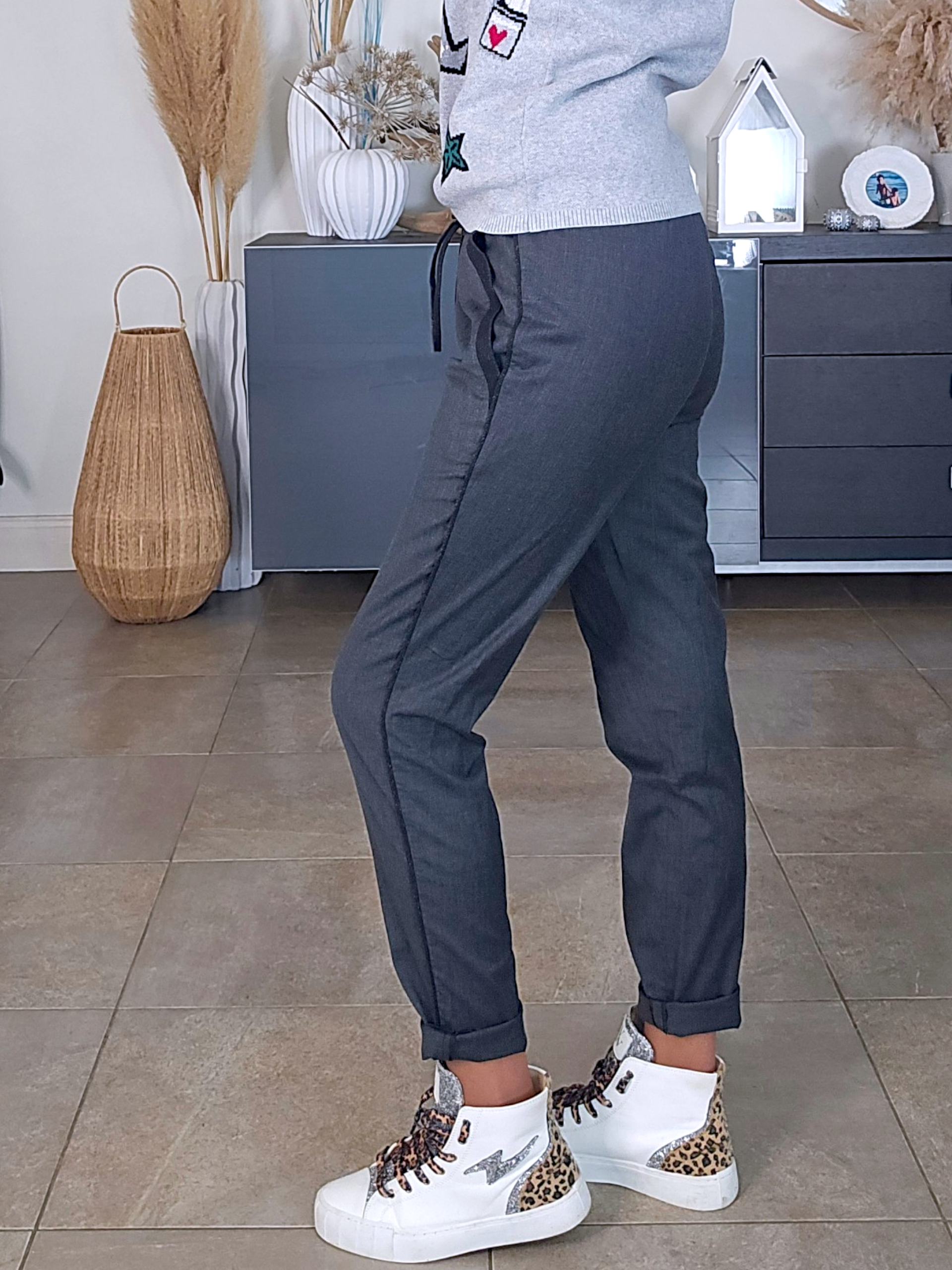 Pantalon jeeging gris anthracite - 𝐌𝐚𝐫𝐢𝐧𝐚𝟒𝟒𝐟𝐚𝐦𝐢𝐥𝐲