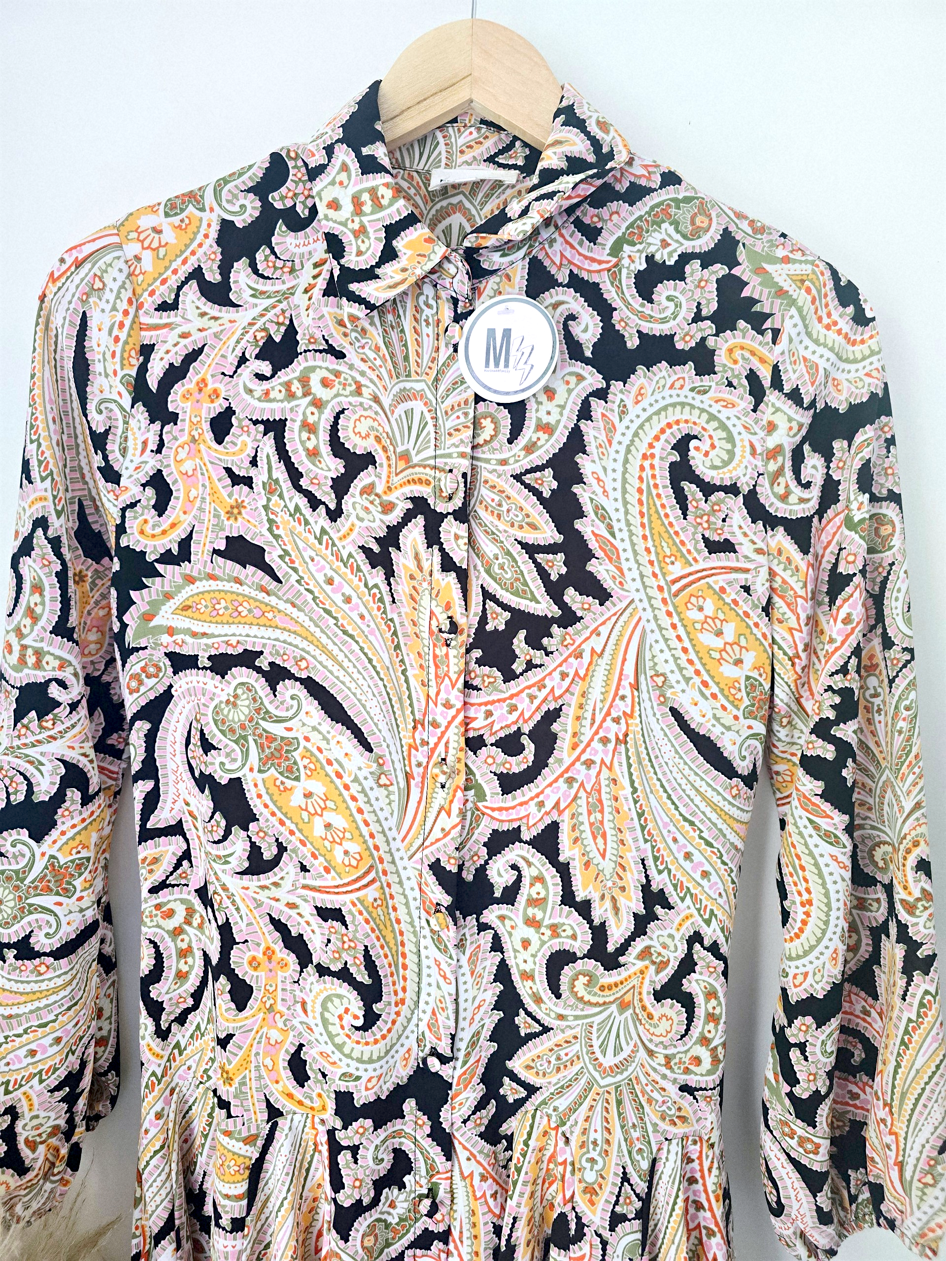 Robe salsa - 𝐌𝐚𝐫𝐢𝐧𝐚𝟒𝟒𝐟𝐚𝐦𝐢𝐥𝐲