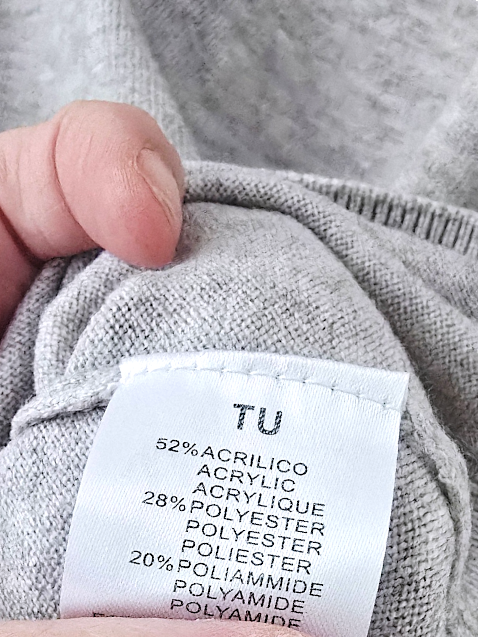 Pull gris clair à bandes latérales arc-en-ciel - 𝐌𝐚𝐫𝐢𝐧𝐚𝟒𝟒𝐟𝐚𝐦𝐢𝐥𝐲