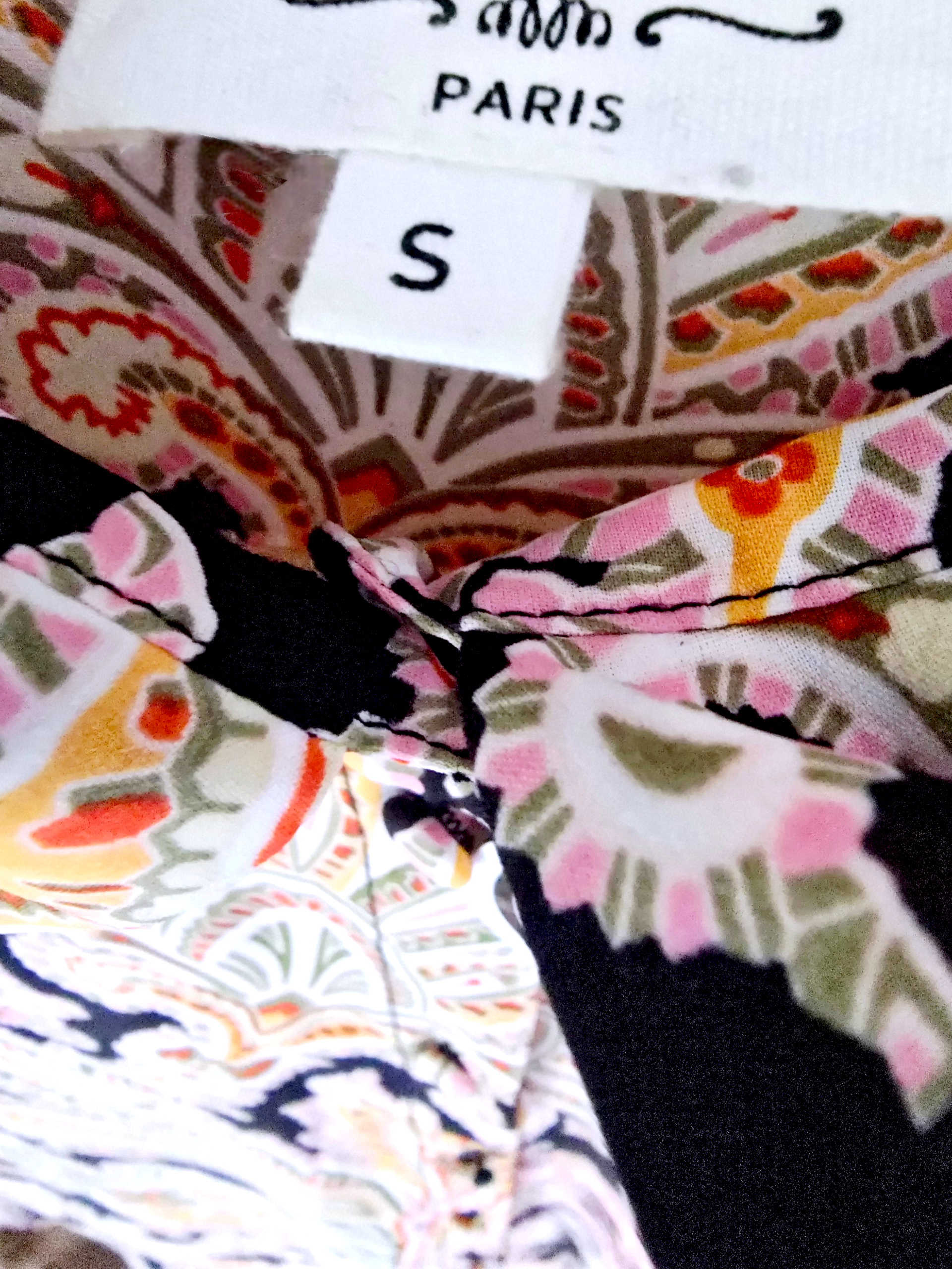 Robe salsa - 𝐌𝐚𝐫𝐢𝐧𝐚𝟒𝟒𝐟𝐚𝐦𝐢𝐥𝐲