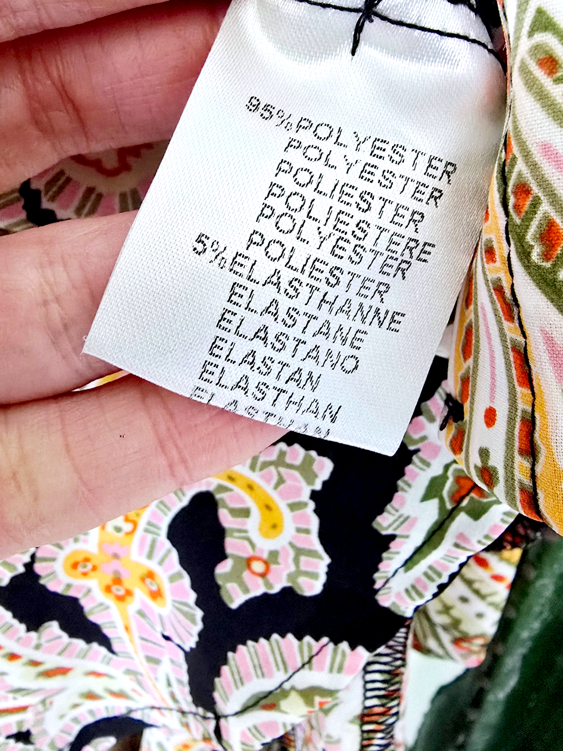 Robe salsa - 𝐌𝐚𝐫𝐢𝐧𝐚𝟒𝟒𝐟𝐚𝐦𝐢𝐥𝐲