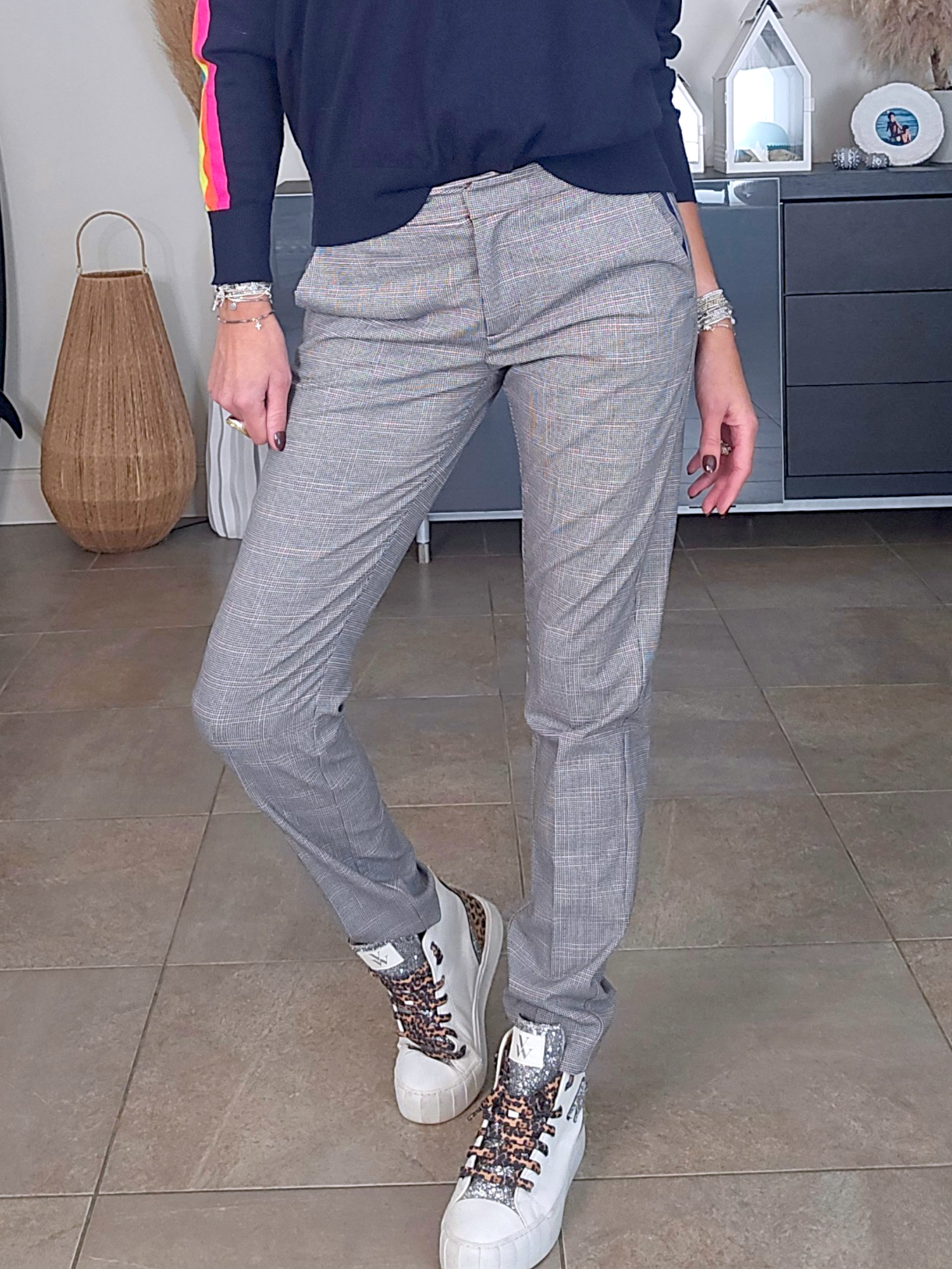 Pantalon chic à carreaux - 𝐌𝐚𝐫𝐢𝐧𝐚𝟒𝟒𝐟𝐚𝐦𝐢𝐥𝐲