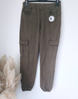 Pantalon cargo kaki - 𝐌𝐚𝐫𝐢𝐧𝐚𝟒𝟒𝐟𝐚𝐦𝐢𝐥𝐲