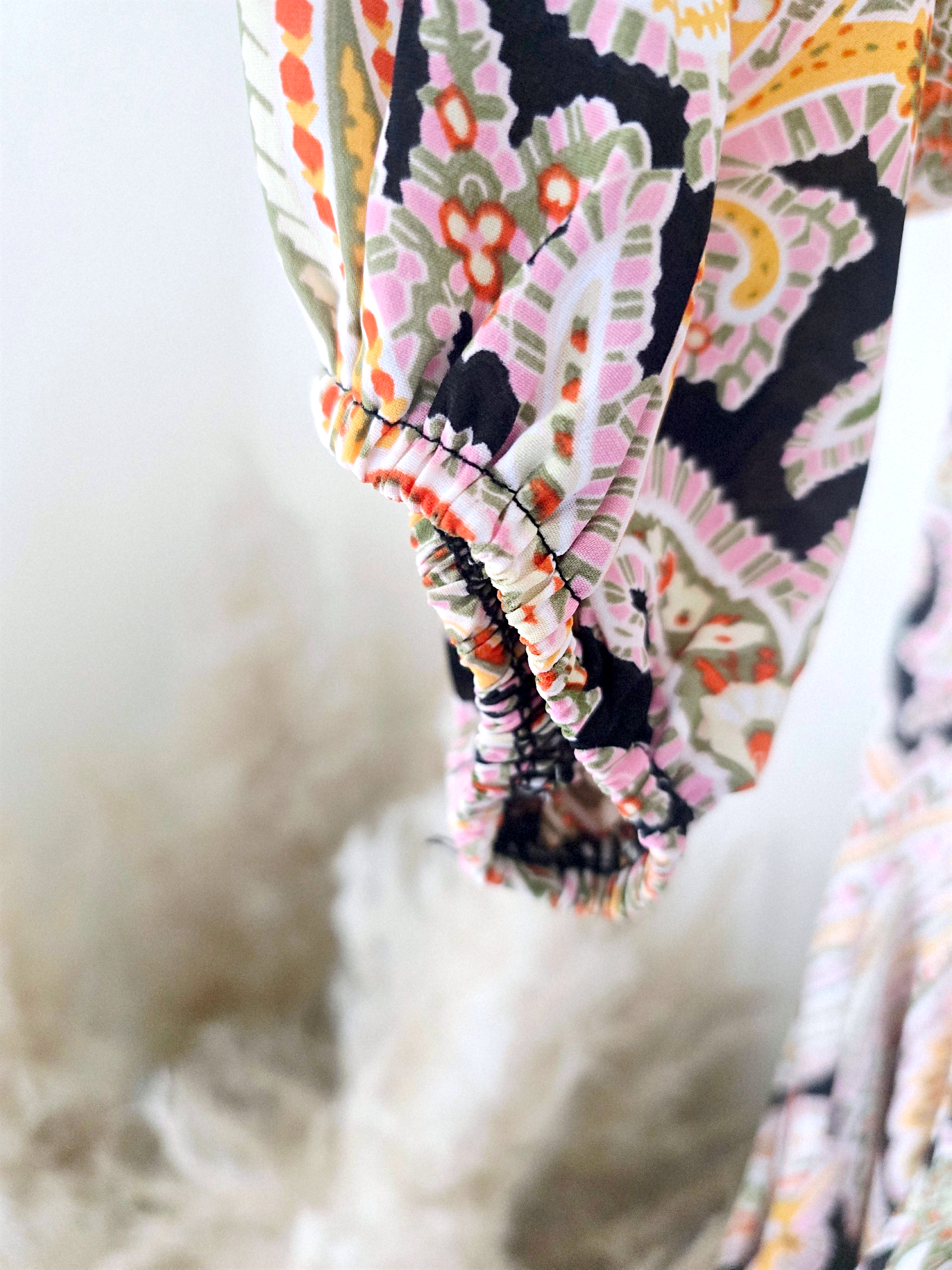 Robe salsa - 𝐌𝐚𝐫𝐢𝐧𝐚𝟒𝟒𝐟𝐚𝐦𝐢𝐥𝐲
