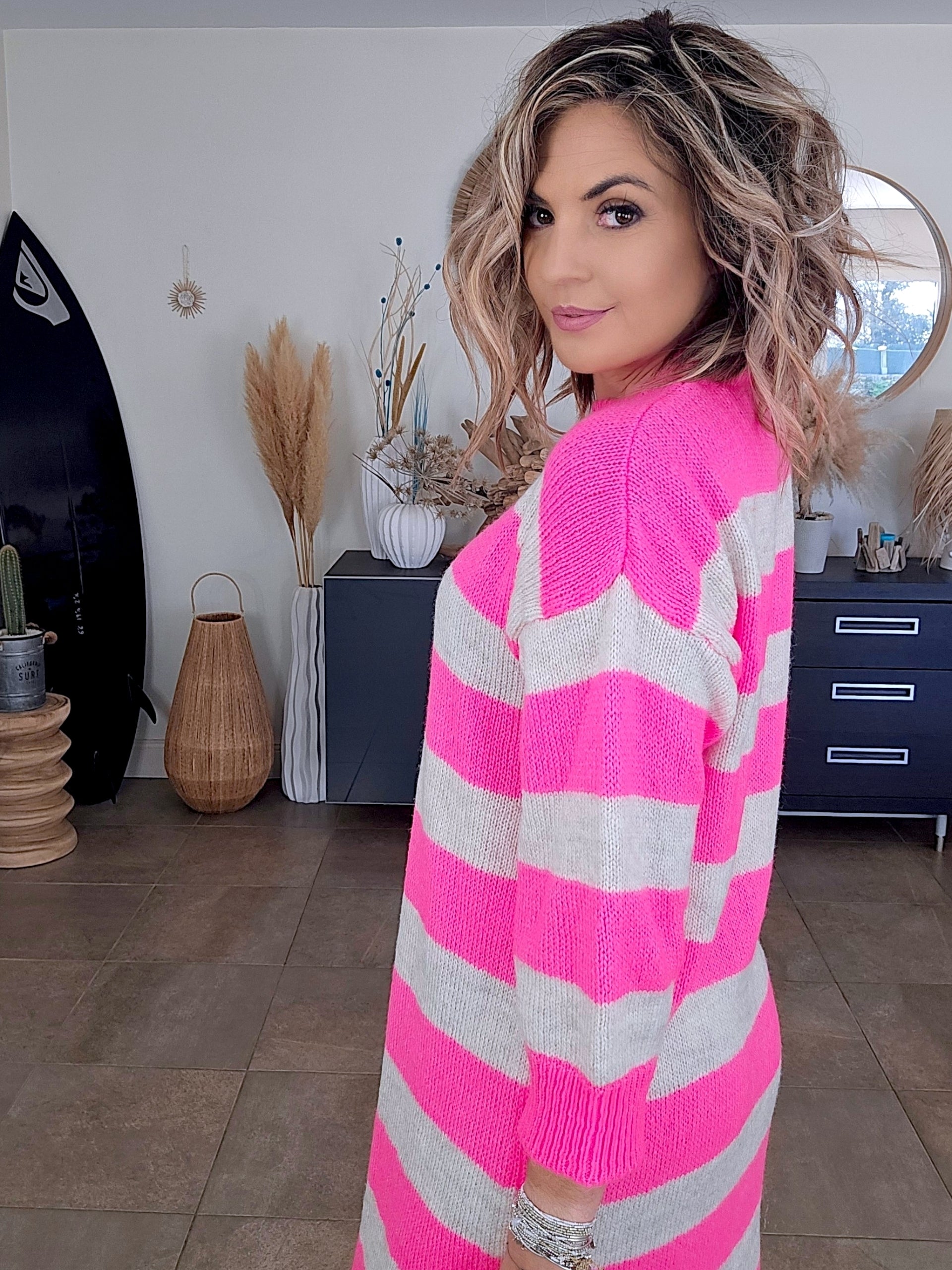 Robe pull rayé rose fluo - 𝐌𝐚𝐫𝐢𝐧𝐚𝟒𝟒𝐟𝐚𝐦𝐢𝐥𝐲