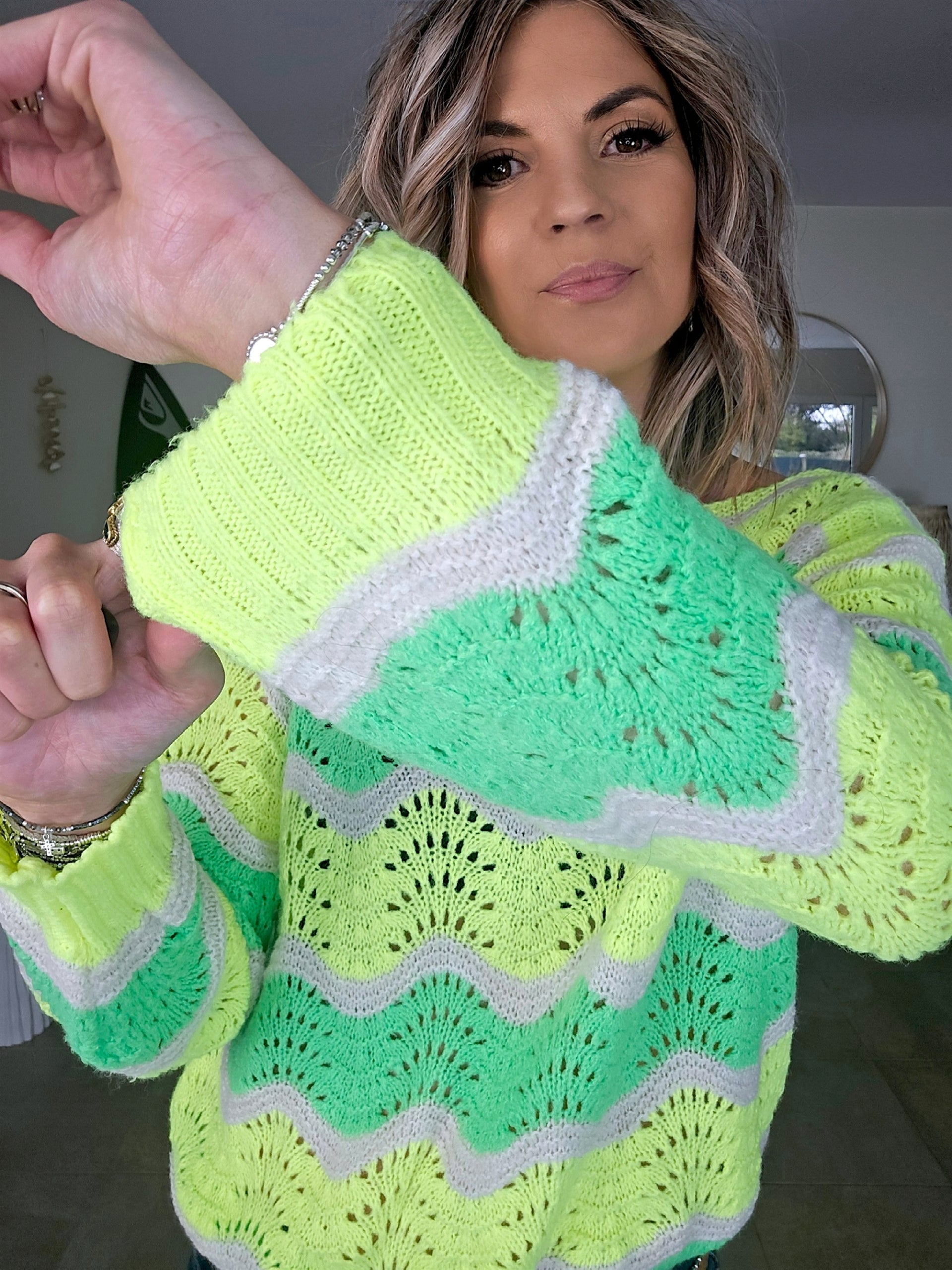Pull ajouré tricolore fluo - 𝐌𝐚𝐫𝐢𝐧𝐚𝟒𝟒𝐟𝐚𝐦𝐢𝐥𝐲