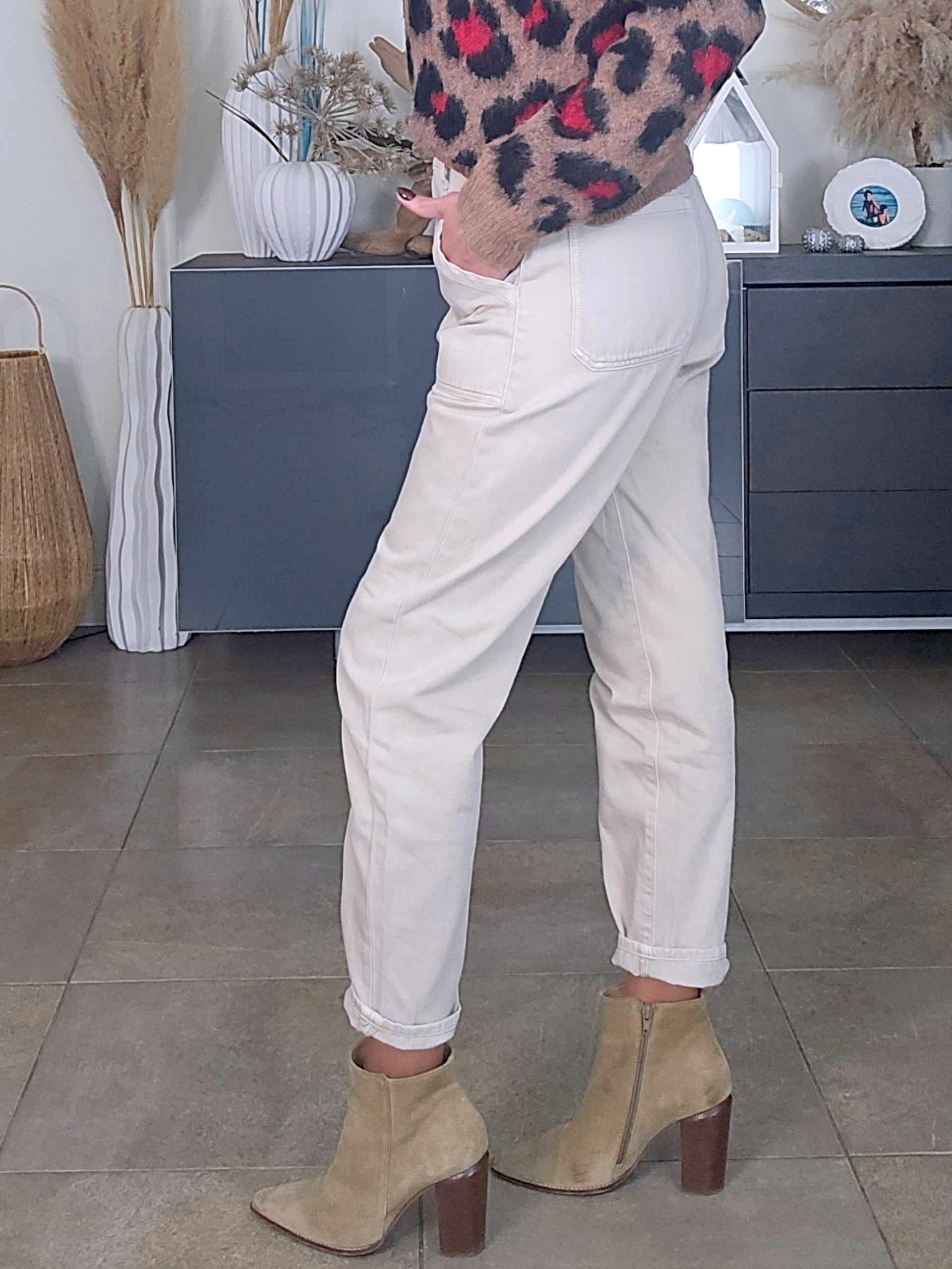 Pantalon beige en coton - 𝐌𝐚𝐫𝐢𝐧𝐚𝟒𝟒𝐟𝐚𝐦𝐢𝐥𝐲