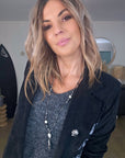 Veste en velours noir délavé à tags + pin's skull - 𝐌𝐚𝐫𝐢𝐧𝐚𝟒𝟒𝐟𝐚𝐦𝐢𝐥𝐲