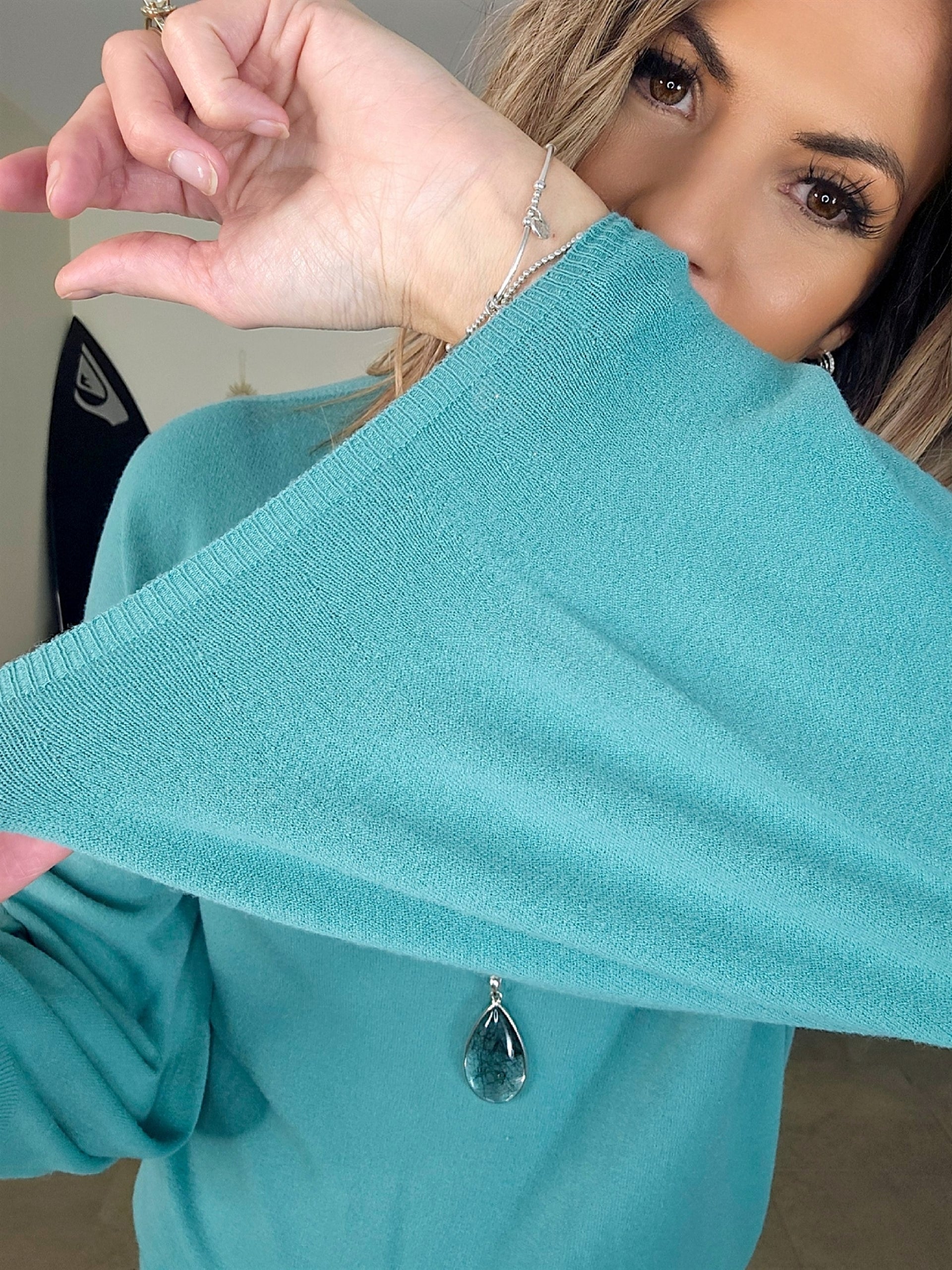Pull bleu à maille fine - 𝐌𝐚𝐫𝐢𝐧𝐚𝟒𝟒𝐟𝐚𝐦𝐢𝐥𝐲