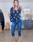Cardigan bleu marine délavé à imprimé vert fluo - 𝐌𝐚𝐫𝐢𝐧𝐚𝟒𝟒𝐟𝐚𝐦𝐢𝐥𝐲