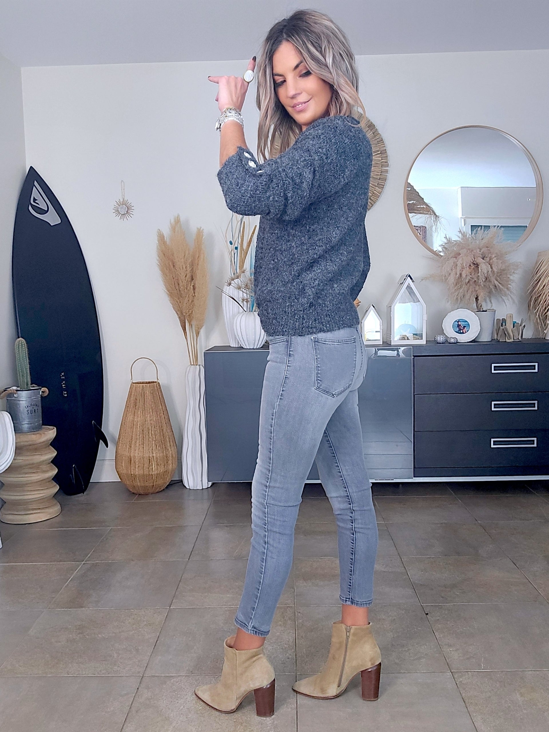 Pull gris anthracite à maille douce et chaude - 𝐌𝐚𝐫𝐢𝐧𝐚𝟒𝟒𝐟𝐚𝐦𝐢𝐥𝐲