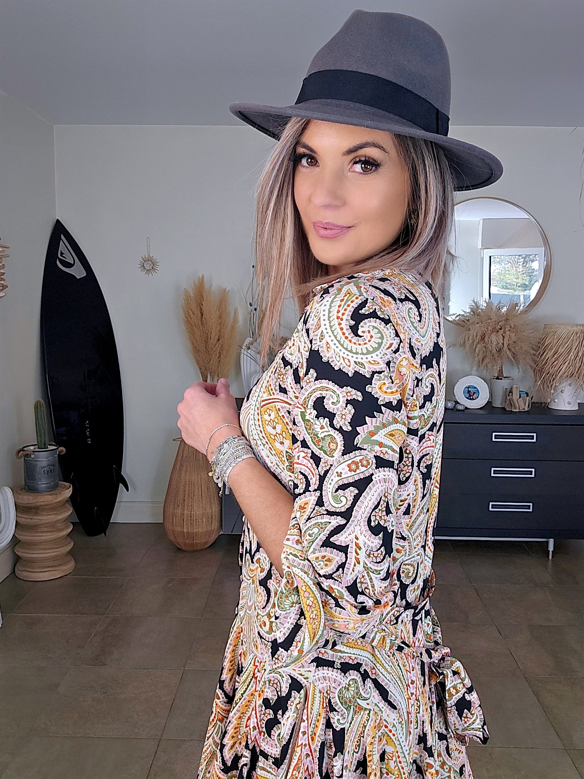 Robe salsa - 𝐌𝐚𝐫𝐢𝐧𝐚𝟒𝟒𝐟𝐚𝐦𝐢𝐥𝐲