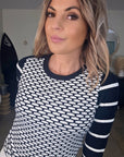 Pull noir et blanc imprimé géométrique - 𝐌𝐚𝐫𝐢𝐧𝐚𝟒𝟒𝐟𝐚𝐦𝐢𝐥𝐲