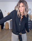 Cardigan noir à boucle dorée - 𝐌𝐚𝐫𝐢𝐧𝐚𝟒𝟒𝐟𝐚𝐦𝐢𝐥𝐲