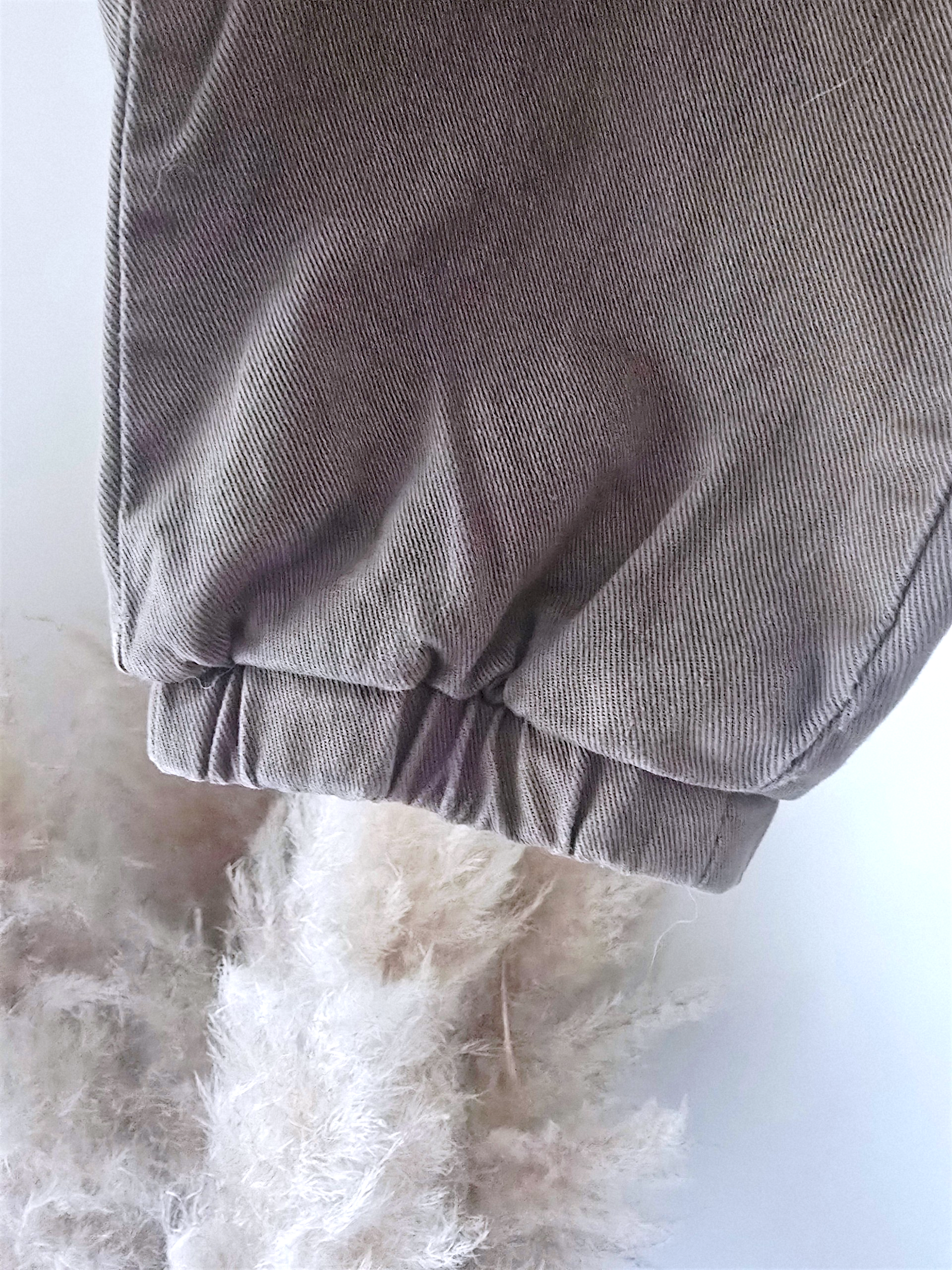 Pantalon cargo kaki - 𝐌𝐚𝐫𝐢𝐧𝐚𝟒𝟒𝐟𝐚𝐦𝐢𝐥𝐲