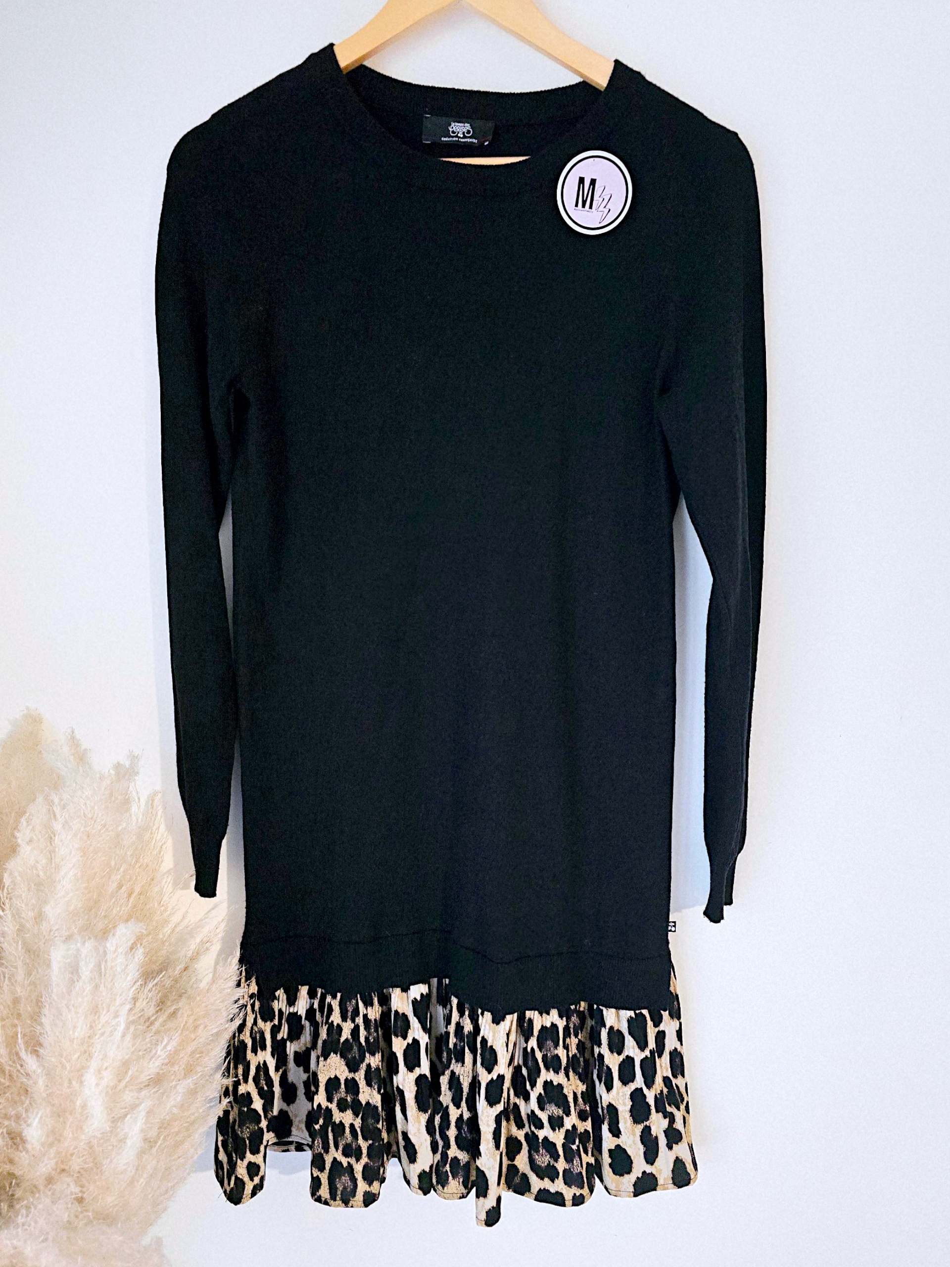 Robe noire maille pull à superposition léopard - 𝐌𝐚𝐫𝐢𝐧𝐚𝟒𝟒𝐟𝐚𝐦𝐢𝐥𝐲