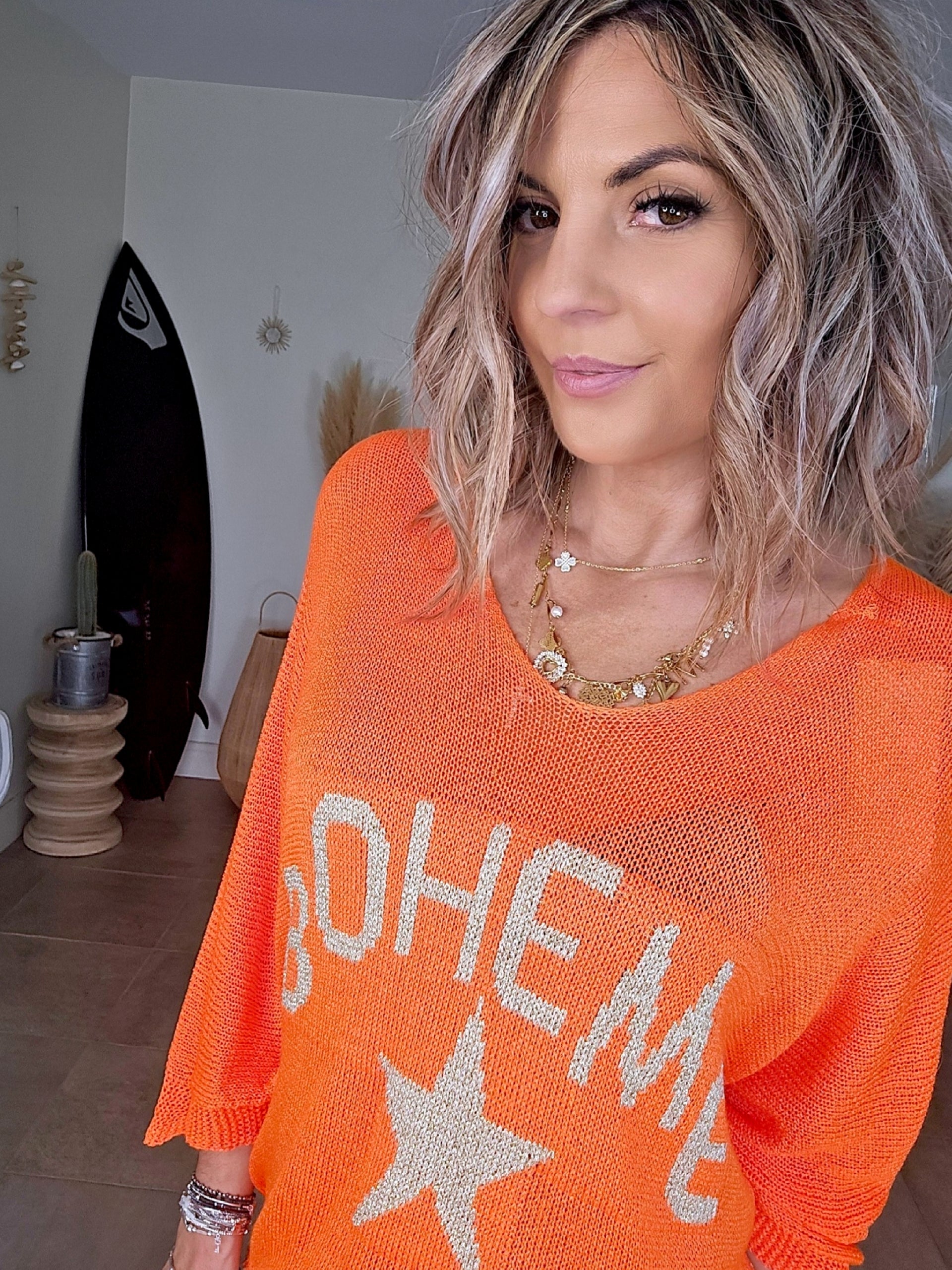 Pull orange fluo bohème - 𝐌𝐚𝐫𝐢𝐧𝐚𝟒𝟒𝐟𝐚𝐦𝐢𝐥𝐲
