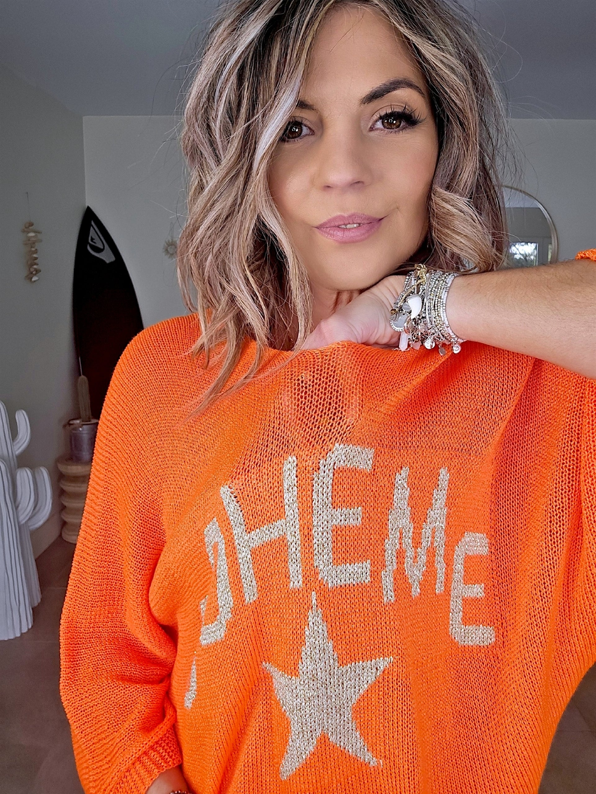 Pull orange fluo bohème - 𝐌𝐚𝐫𝐢𝐧𝐚𝟒𝟒𝐟𝐚𝐦𝐢𝐥𝐲
