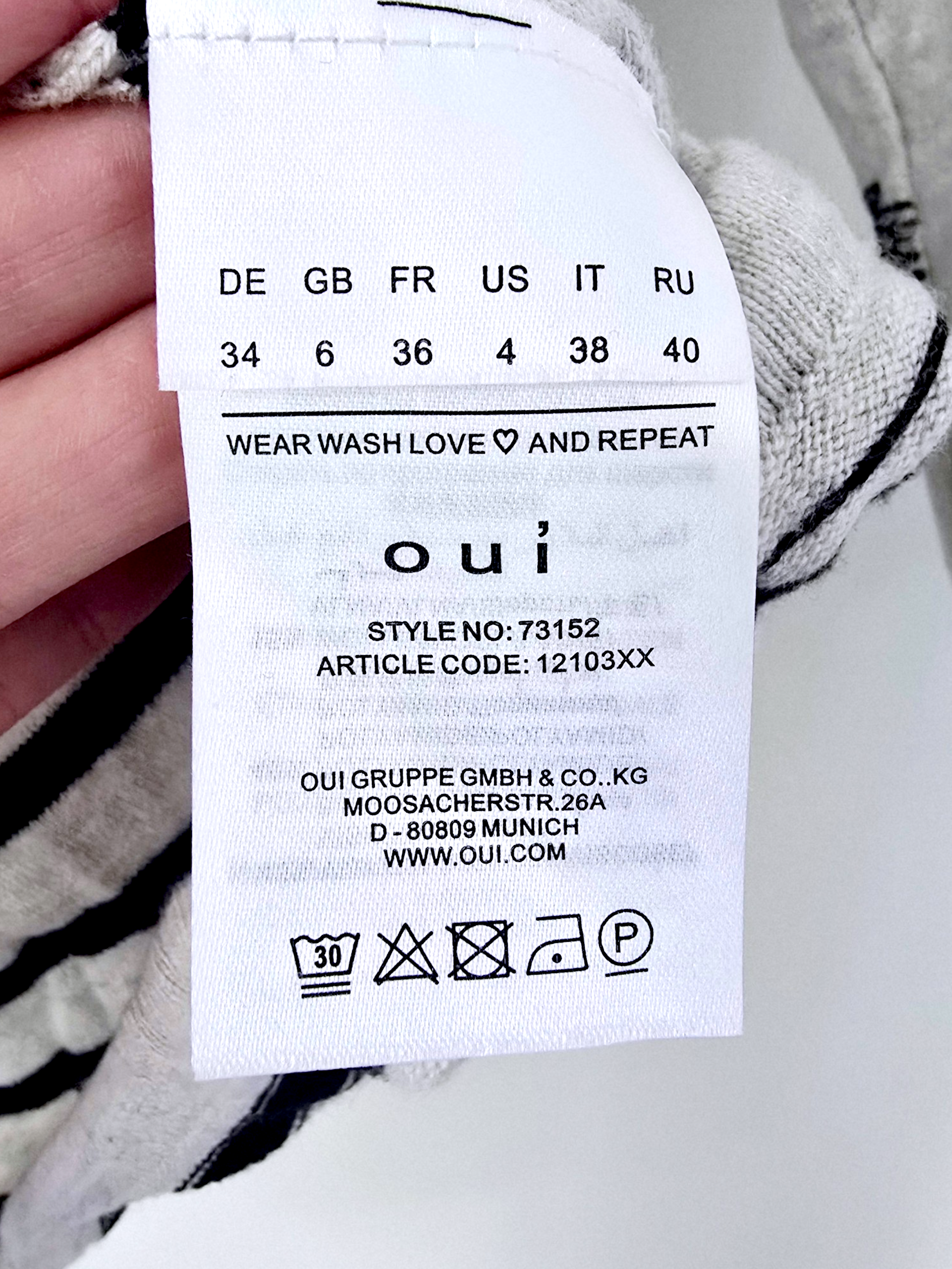 Cardigan marinière à imprimé bandana - 𝐌𝐚𝐫𝐢𝐧𝐚𝟒𝟒𝐟𝐚𝐦𝐢𝐥𝐲