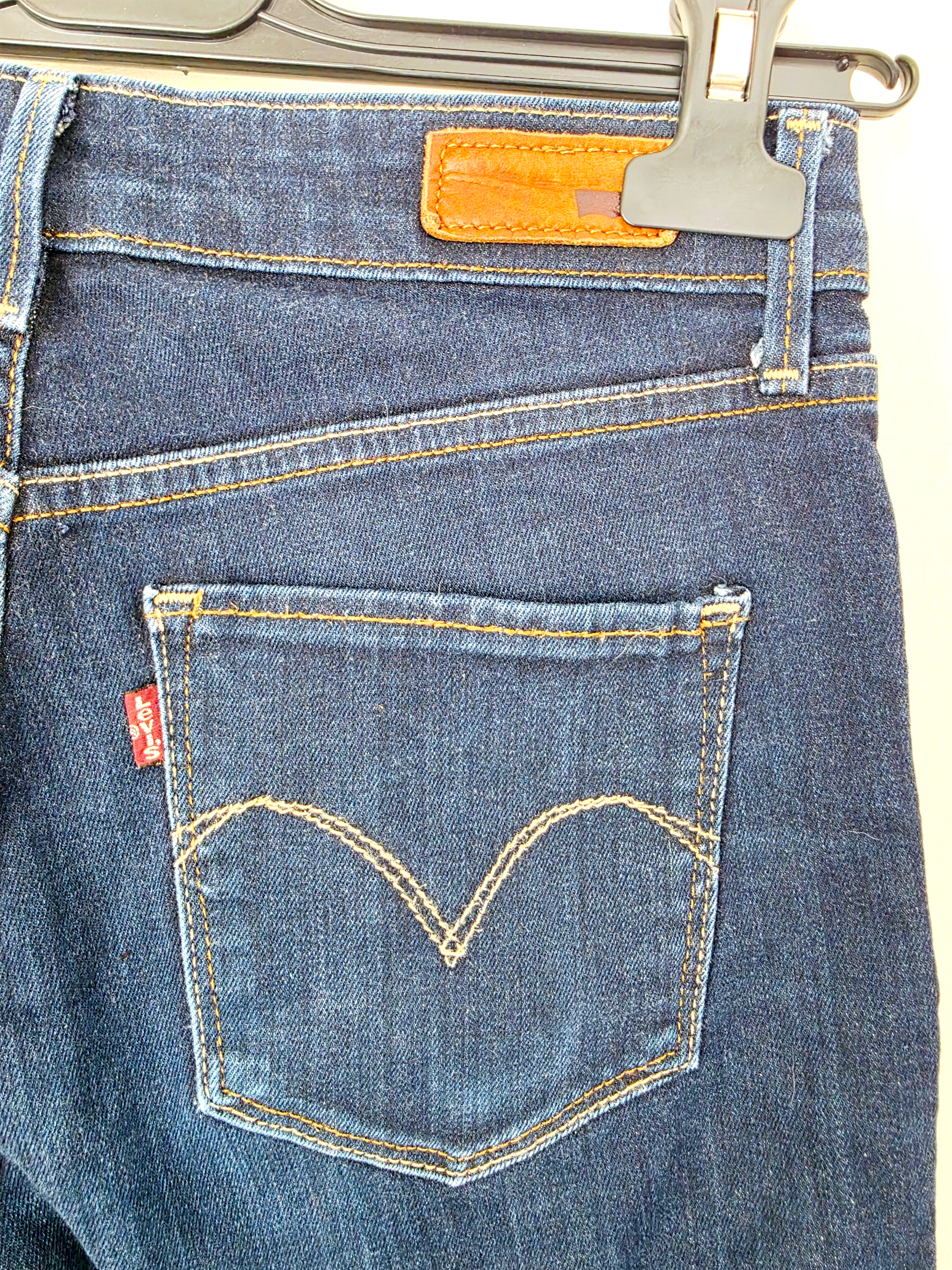 Jean brut demi curve - 𝐌𝐚𝐫𝐢𝐧𝐚𝟒𝟒𝐟𝐚𝐦𝐢𝐥𝐲