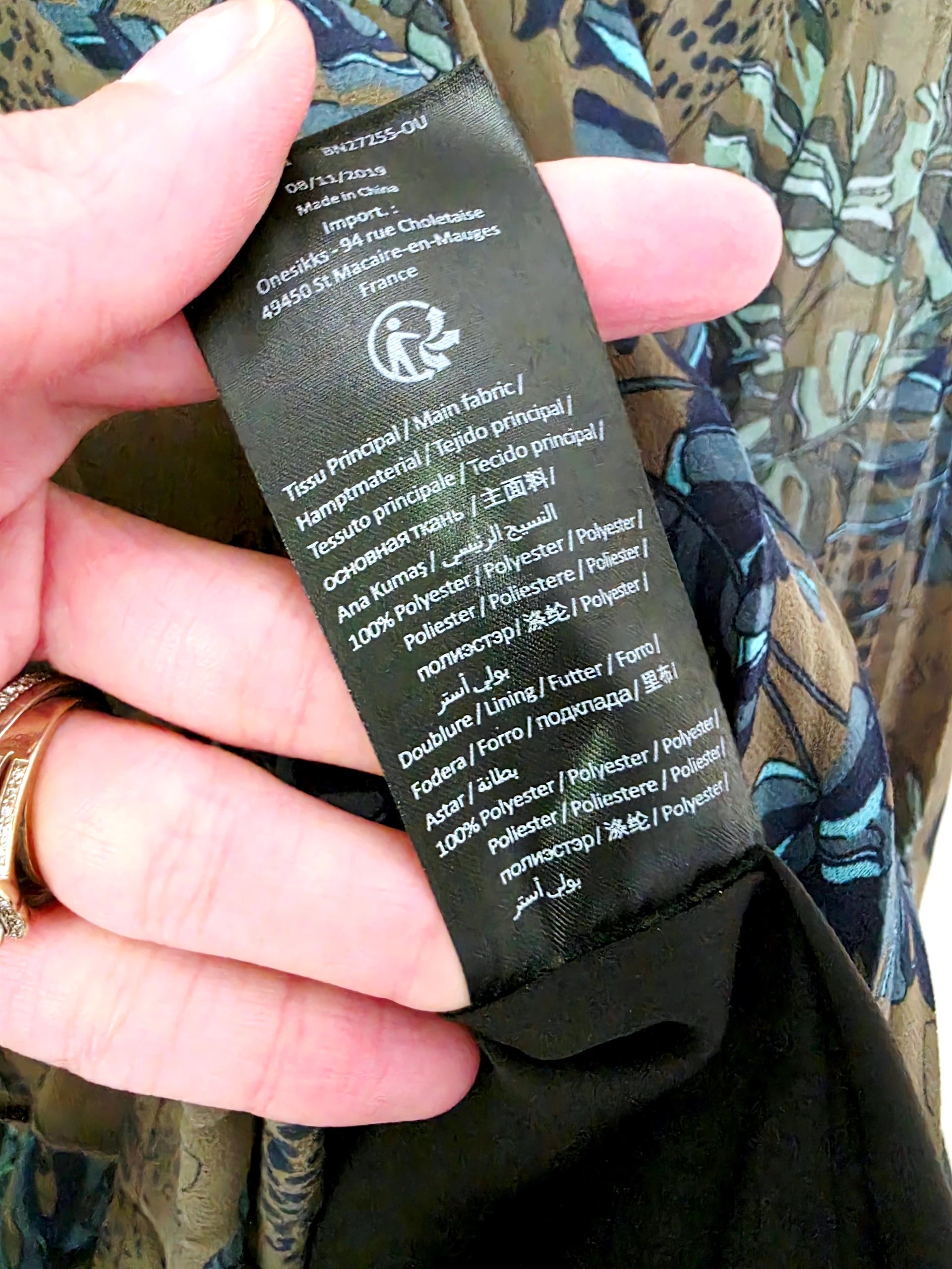 Jupe asymétrique kaki à imprimé - 𝐌𝐚𝐫𝐢𝐧𝐚𝟒𝟒𝐟𝐚𝐦𝐢𝐥𝐲