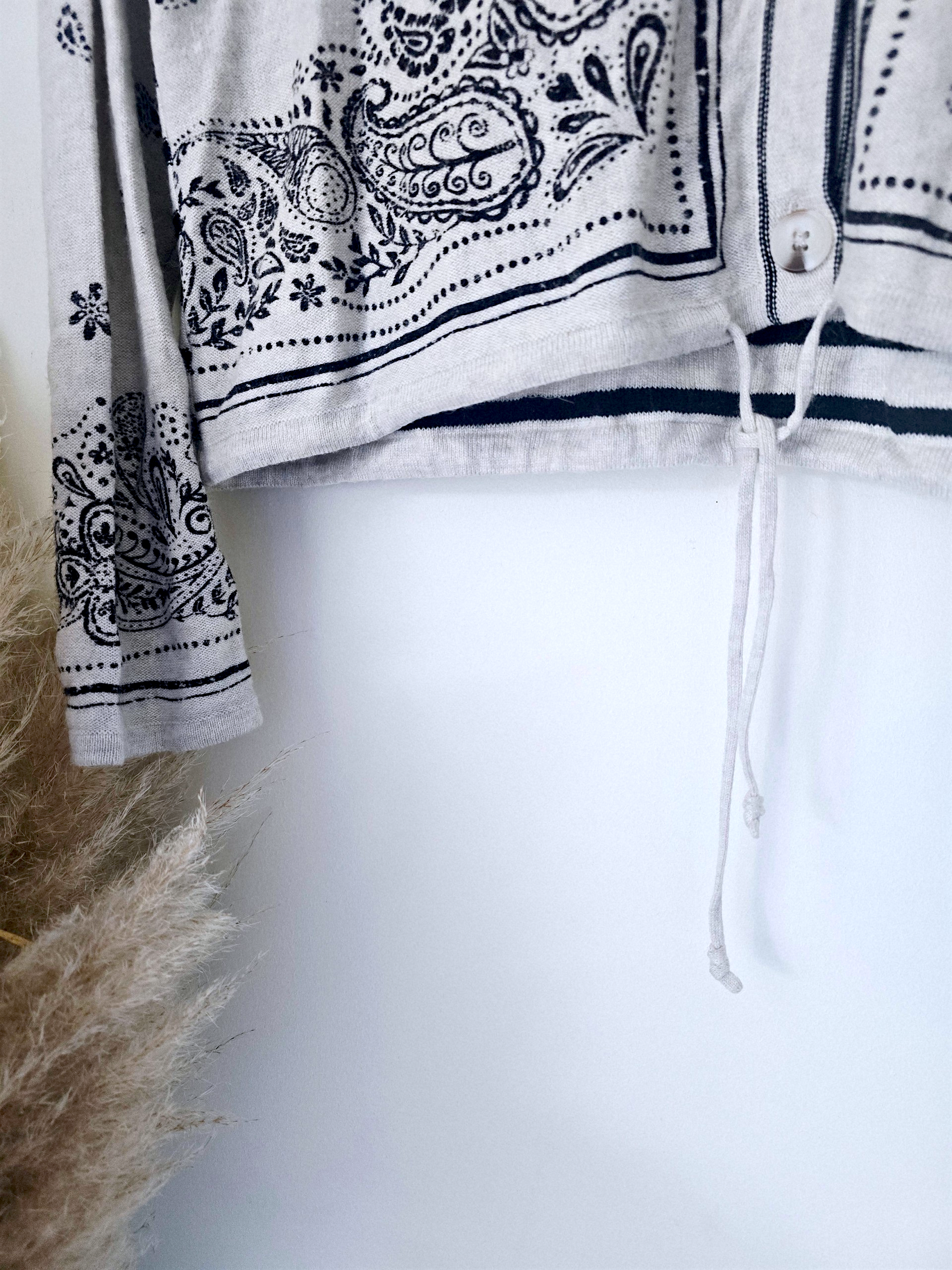 Cardigan marinière à imprimé bandana - 𝐌𝐚𝐫𝐢𝐧𝐚𝟒𝟒𝐟𝐚𝐦𝐢𝐥𝐲