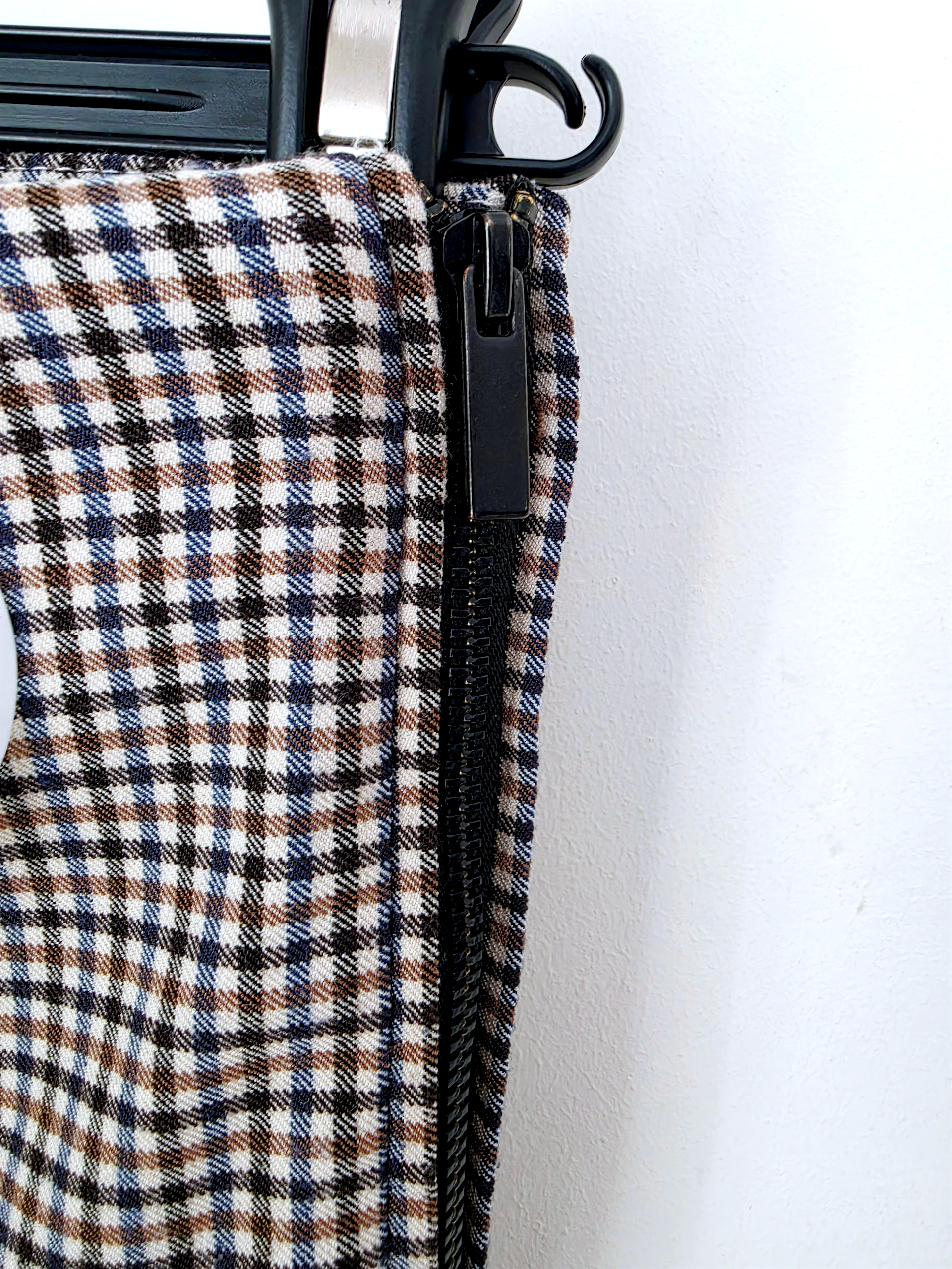 Pantalon à imprimé pied-de-poule - 𝐌𝐚𝐫𝐢𝐧𝐚𝟒𝟒𝐟𝐚𝐦𝐢𝐥𝐲