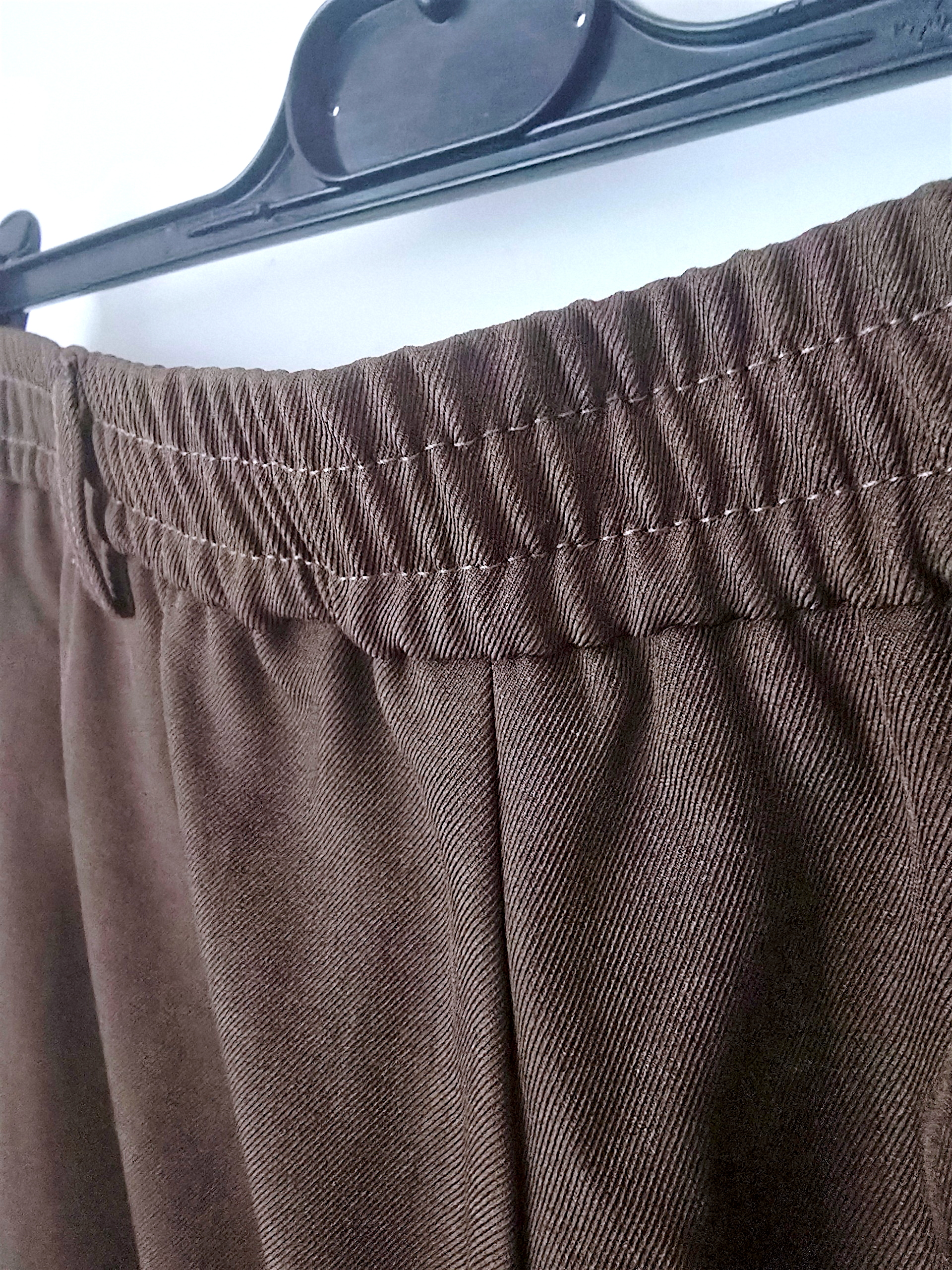 Pantalon chic palazzo kaki / marron - 𝐌𝐚𝐫𝐢𝐧𝐚𝟒𝟒𝐟𝐚𝐦𝐢𝐥𝐲