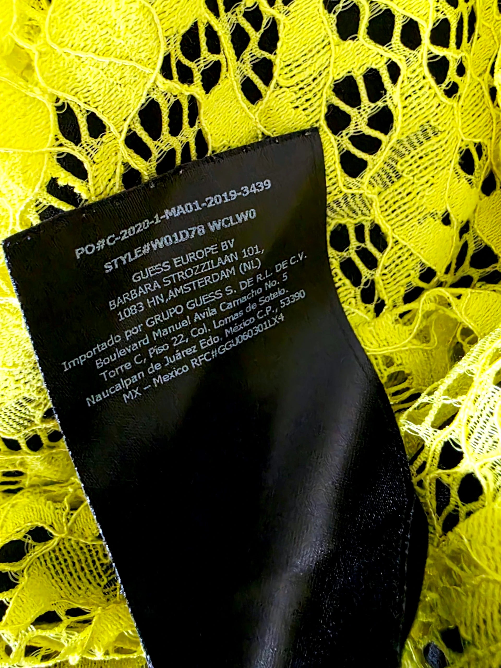 Jupe jaune en dentelle - 𝐌𝐚𝐫𝐢𝐧𝐚𝟒𝟒𝐟𝐚𝐦𝐢𝐥𝐲