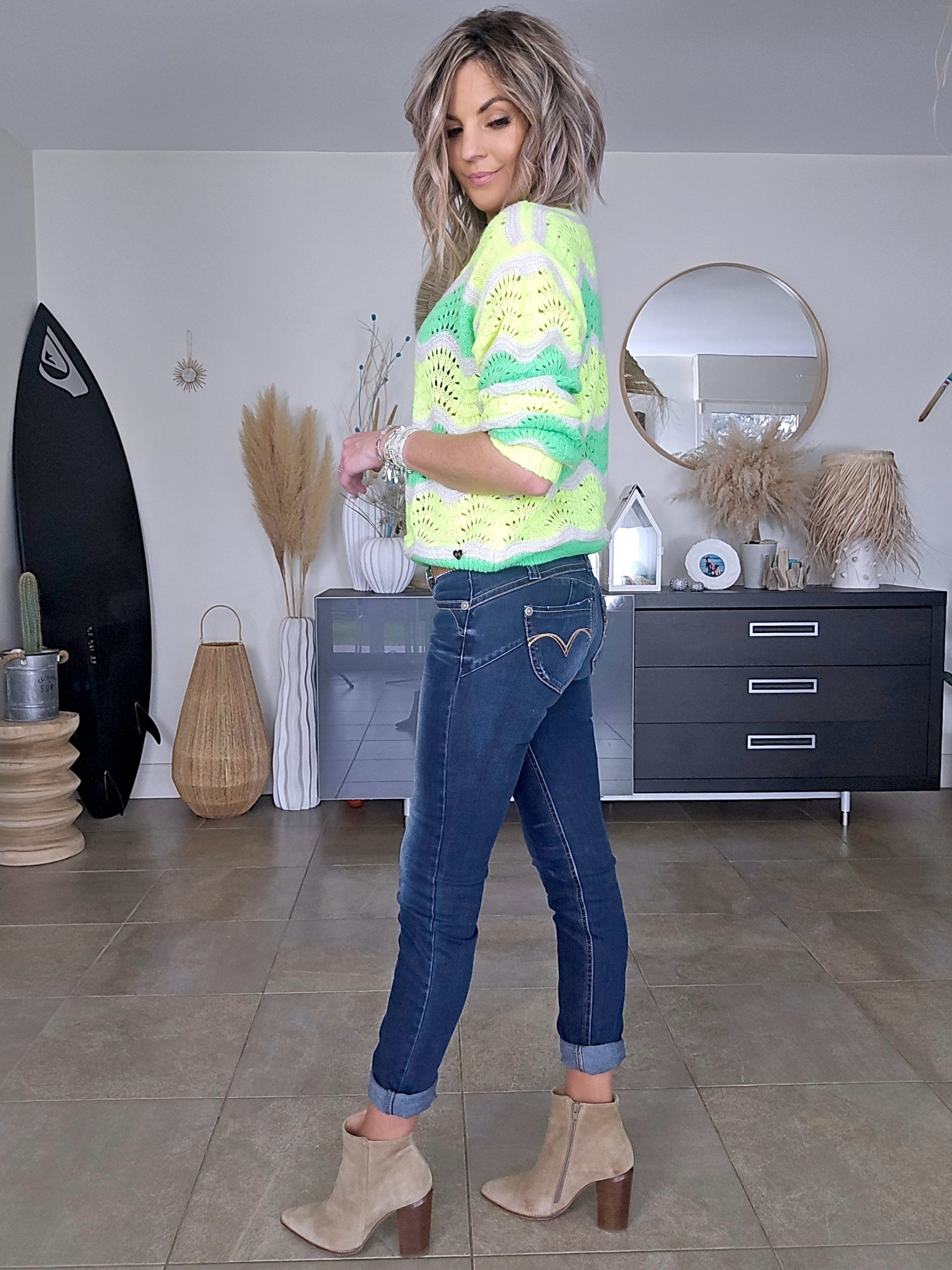 Jean bleu brut demi curve - 𝐌𝐚𝐫𝐢𝐧𝐚𝟒𝟒𝐟𝐚𝐦𝐢𝐥𝐲