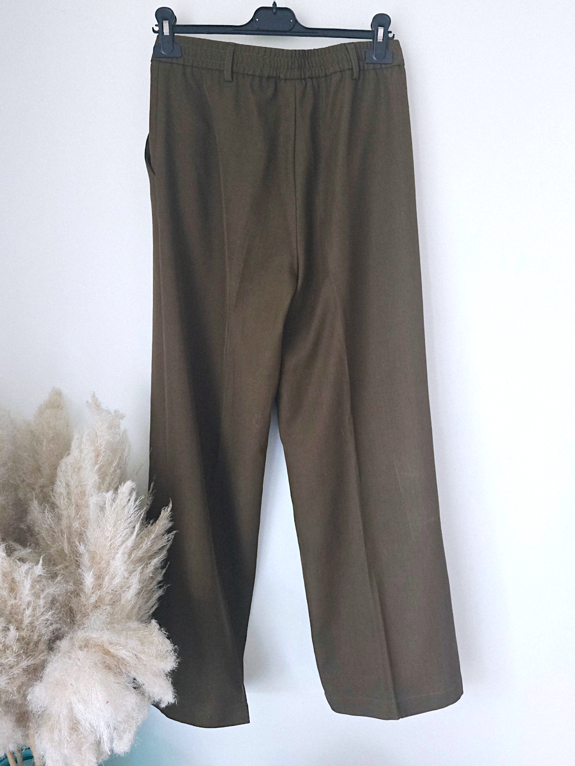 Pantalon chic palazzo kaki / marron - 𝐌𝐚𝐫𝐢𝐧𝐚𝟒𝟒𝐟𝐚𝐦𝐢𝐥𝐲