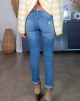 Jean bleu délavé avec empiècements en dentelle - 𝐌𝐚𝐫𝐢𝐧𝐚𝟒𝟒𝐟𝐚𝐦𝐢𝐥𝐲