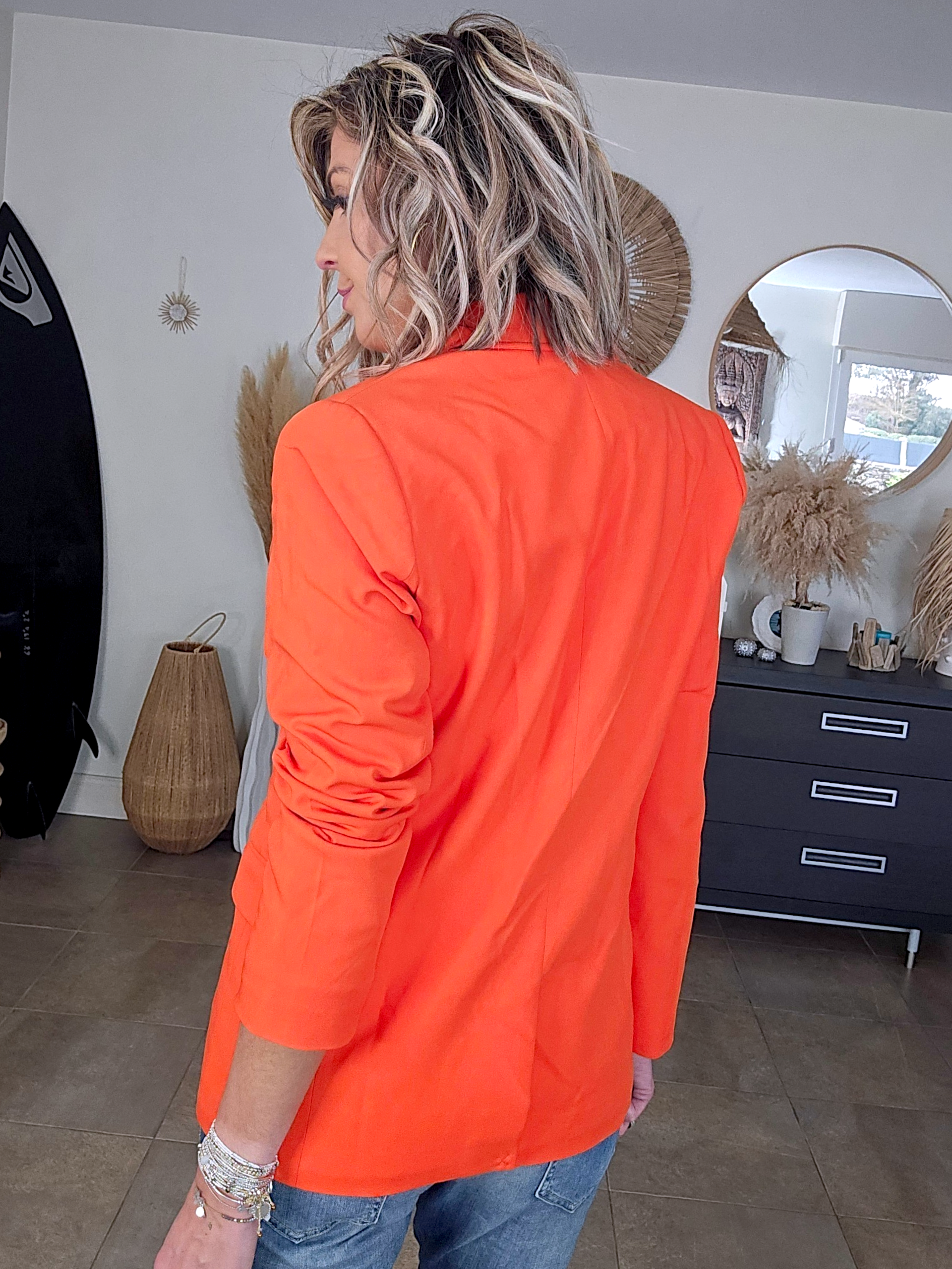 Blazer orange - 𝐌𝐚𝐫𝐢𝐧𝐚𝟒𝟒𝐟𝐚𝐦𝐢𝐥𝐲